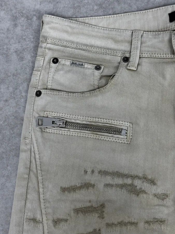 Just Cavalli AW2016 Cavalli Beige Slim Distressed Pants Size US 32 / EU 48 - 9 Thumbnail