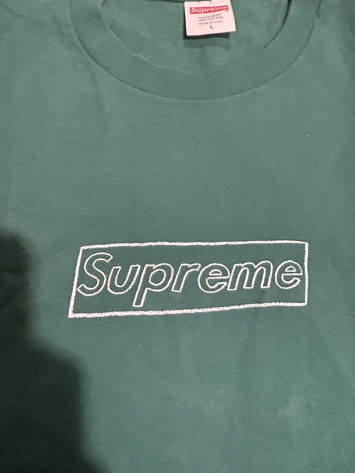 Kaws × Supreme Supreme Kaws Box Logo Size US L / EU 52-54 / 3 - 3 Thumbnail