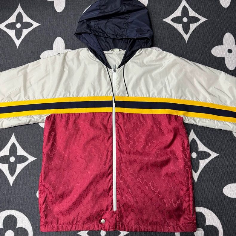 Gucci Gucci White and red stitched hooded windbreaker jacket Size US M / EU 48-50 / 2 - 1 Thumbnail