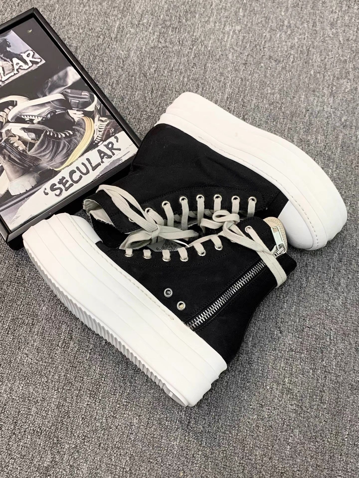 Rick Owens Rick Owens DRKSHDW Double-Layer Sole High-Top Sneakers K34 Size US 6 / IT 36 - 6 Thumbnail