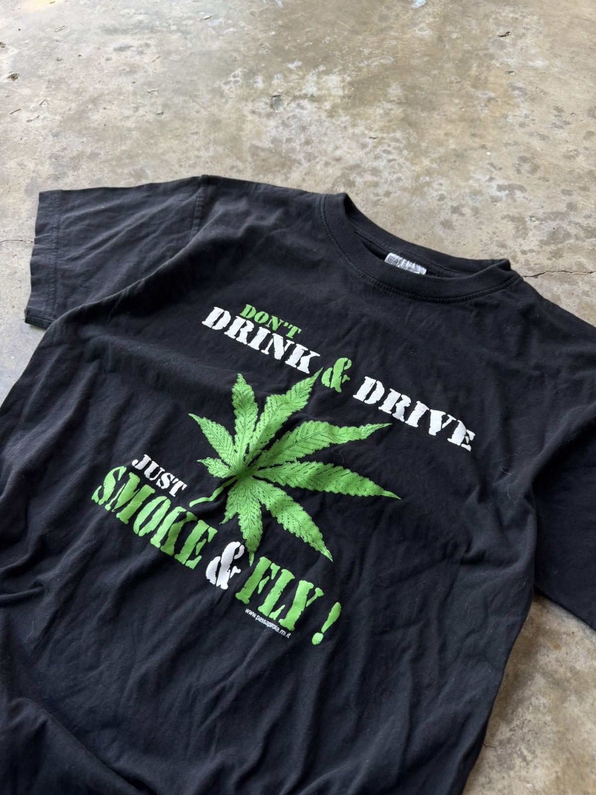 Japanese Brand × Vintage Vintage 90s Weed Tee Size US M / EU 48-50 / 2 - 2 Thumbnail