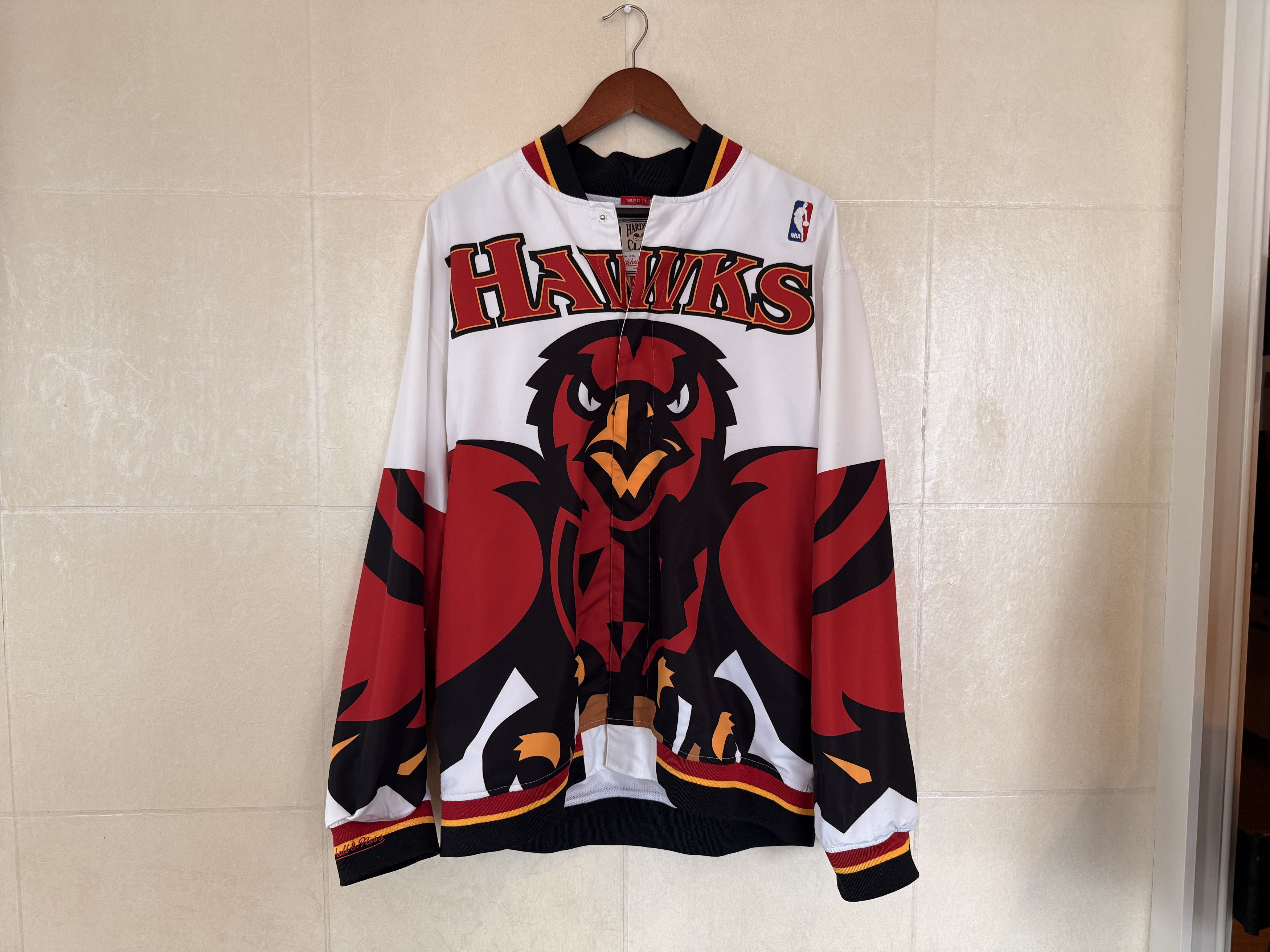 Mitchell & Ness Mitchell & Ness Hawks 95-96 Warm Up Jacket Size US XL / EU 56 / 4 - 3 Thumbnail