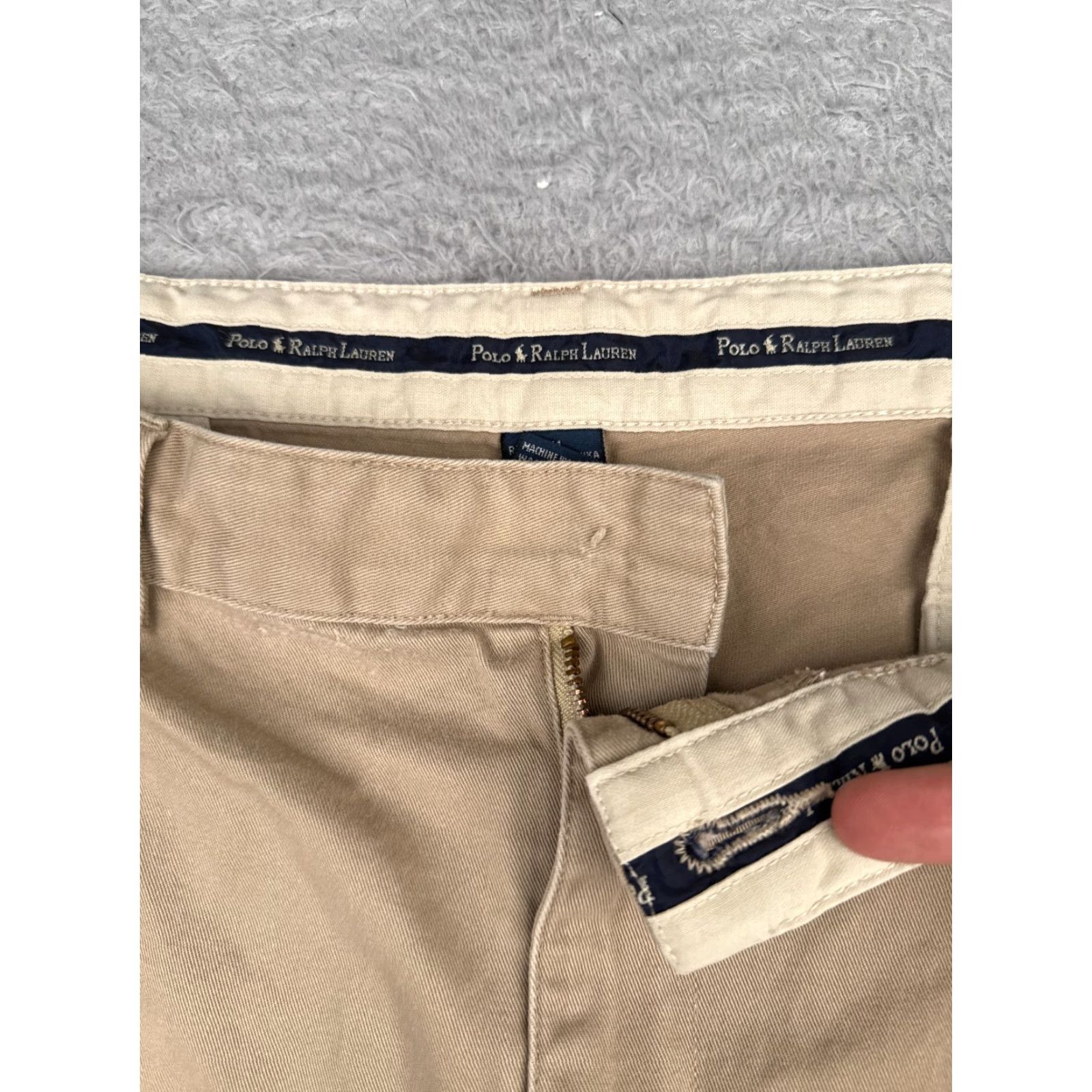 Polo Ralph Lauren Polo Ralph Lauren Shorts Men 40 Beige Pleated Bermuda Twill Cotton 100% Classic Fit Zip Pockets Logo 40x9 Casual Bermuda Shorts Mens Size US L / EU 52-54 / 3 - 2 Thumbnail