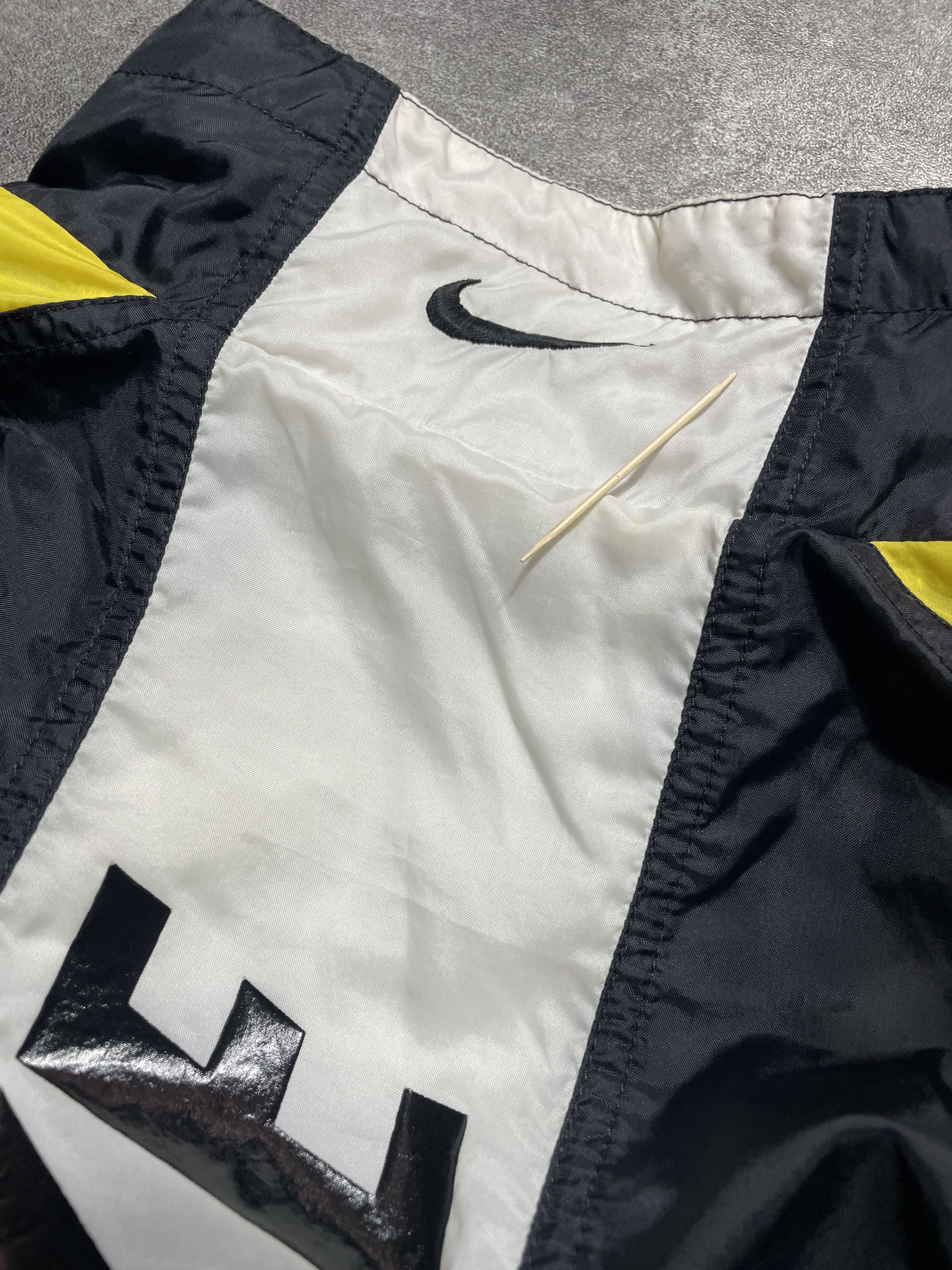 Nike ❗️RARE❗️Nike Vintage 90s Sweatshirt Zip Boxy Fit Rare Swoosh Size US XS / EU 42 / 0 - 13 Thumbnail