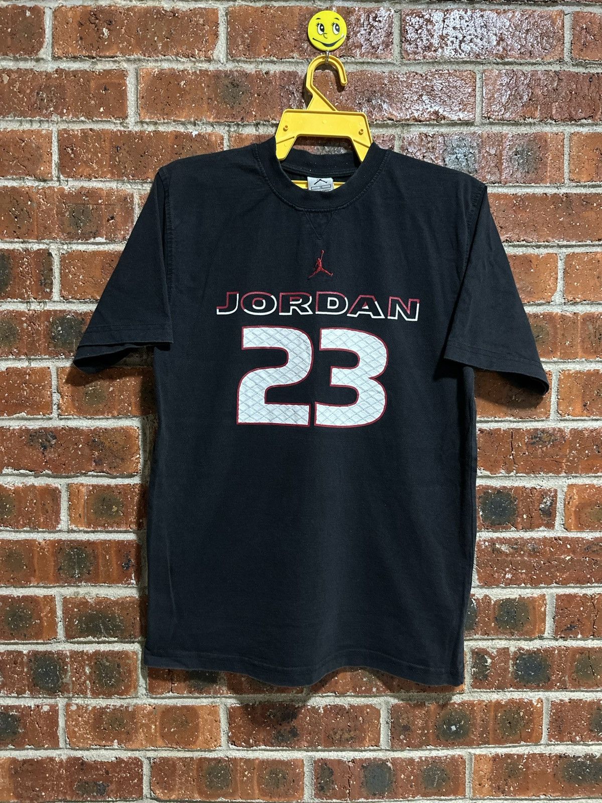 Jordan Brand × Vintage Vintage Air Jordan 23 Faded Tee Size US XL / EU 56 / 4 - 1 Thumbnail