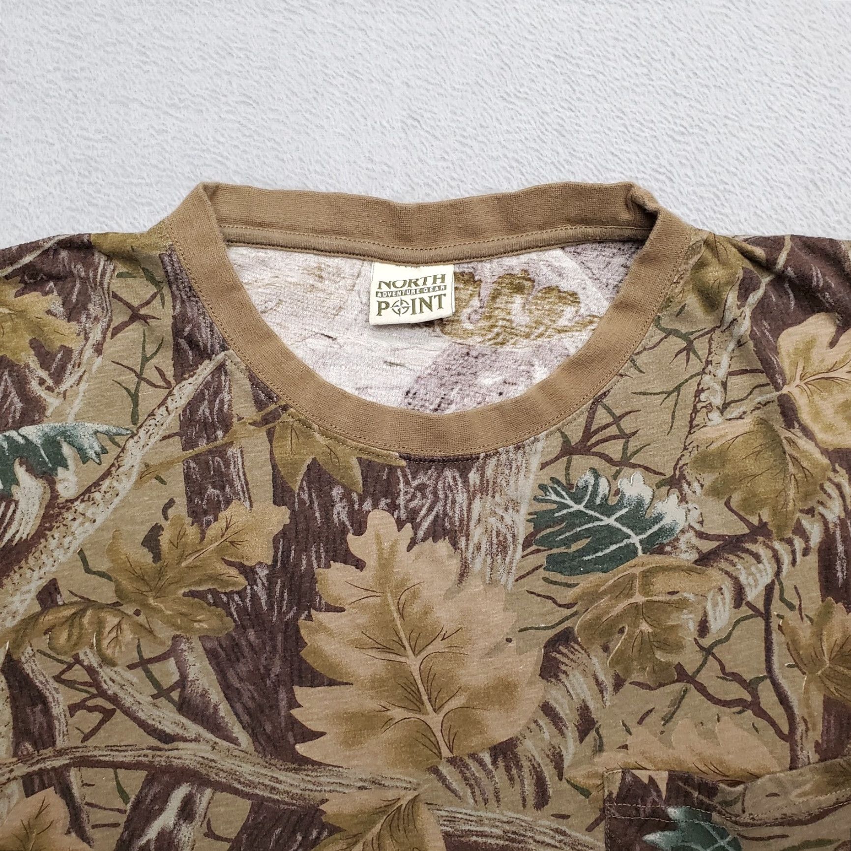 Vintage VINTAGE North Point Shirt Mens XL Brown Green Hardwood Timber Camo Hunting Camp Tee Shirt Size US XL / EU 56 / 4 - 2 Thumbnail