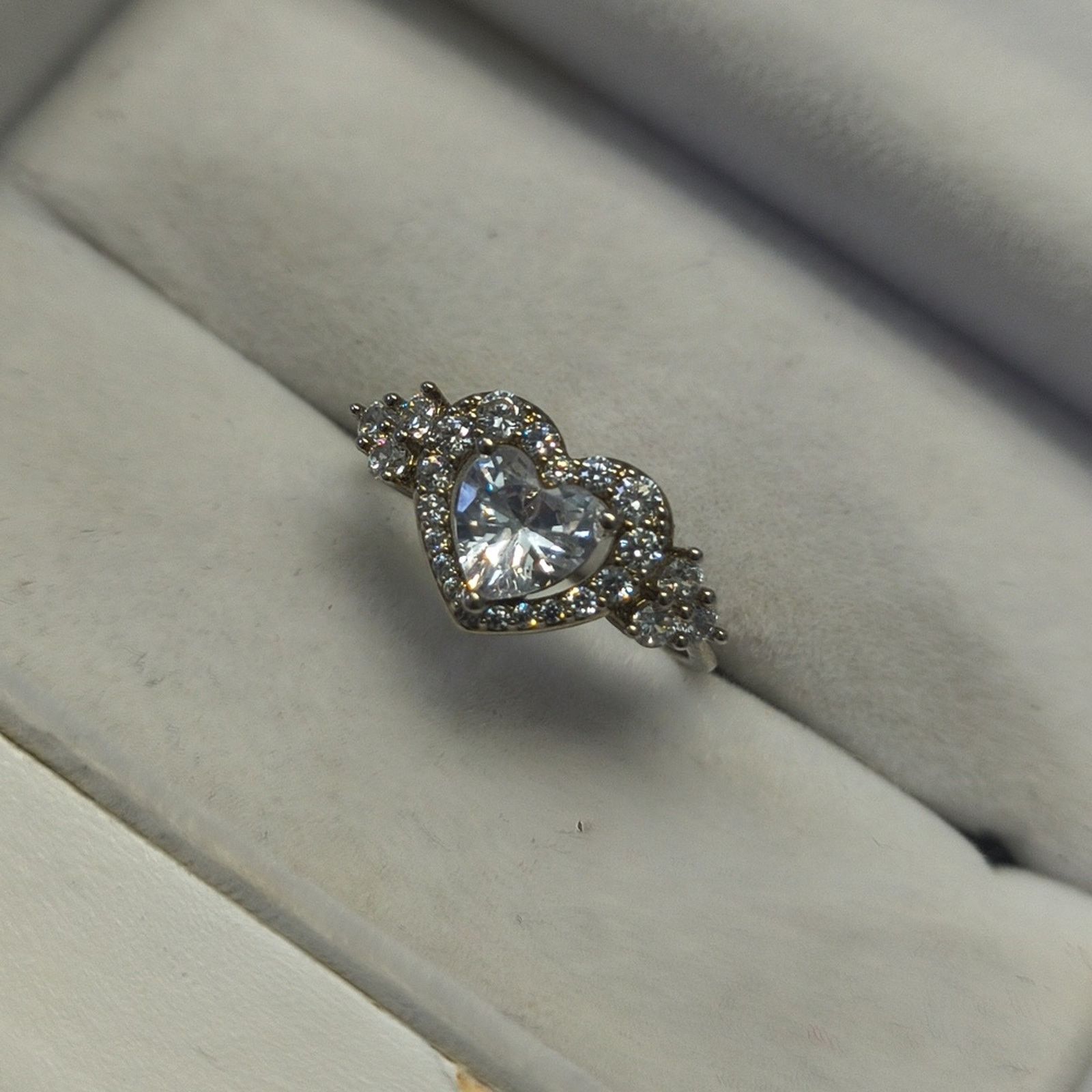 Nordstrom Nordstrom Julianna B 925 Created Moissanite Heart Size 6 Size ONE SIZE - 9 Thumbnail