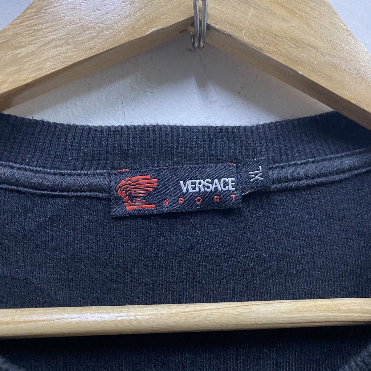 Versace VINTAGE Versace Sport Black Red Medusa Long Sleeve T-Shirt Size US XL / EU 56 / 4 - 9 Thumbnail