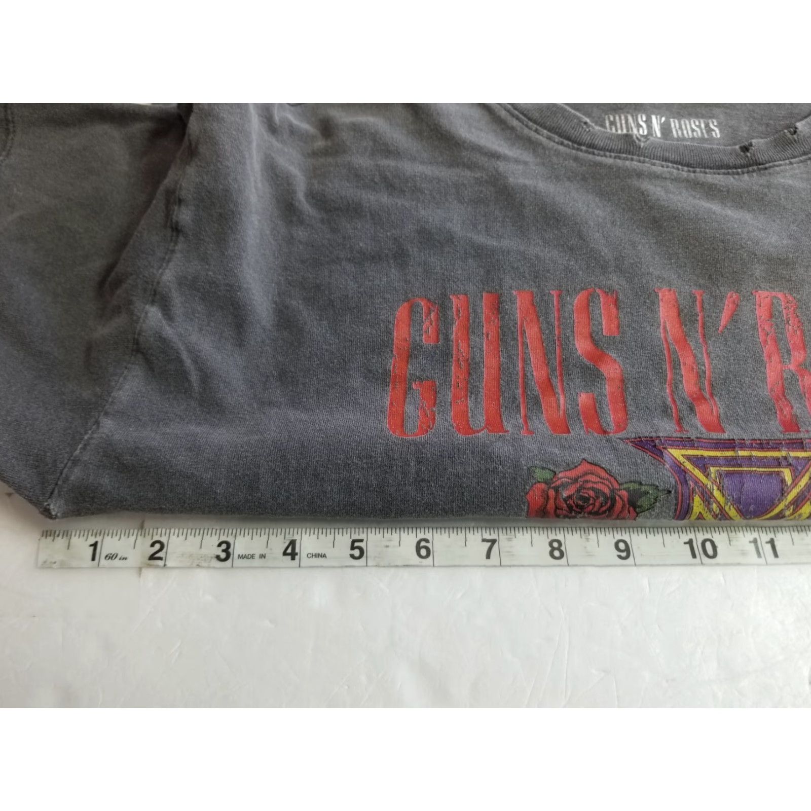 Vintage Guns N' Roses T-Shirt Gray Small Distressed 1988 Tour Size US S / EU 44-46 / 1 - 3 Thumbnail