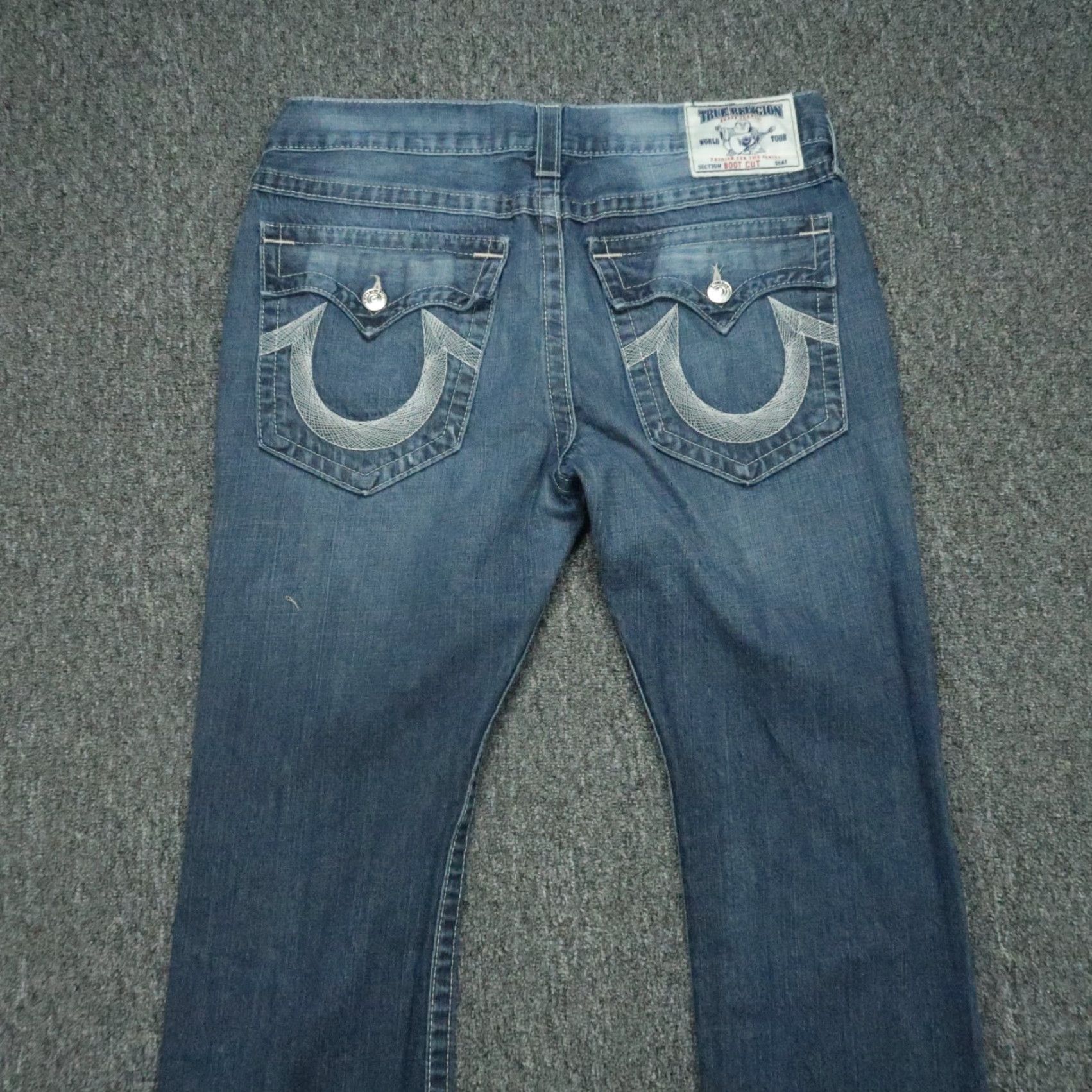 True Religion True Religion Jeans Mens 36x28 Blue Bootcut Raw Hem 5 Pocket Flaps Size US 36 / EU 52 - 6 Thumbnail