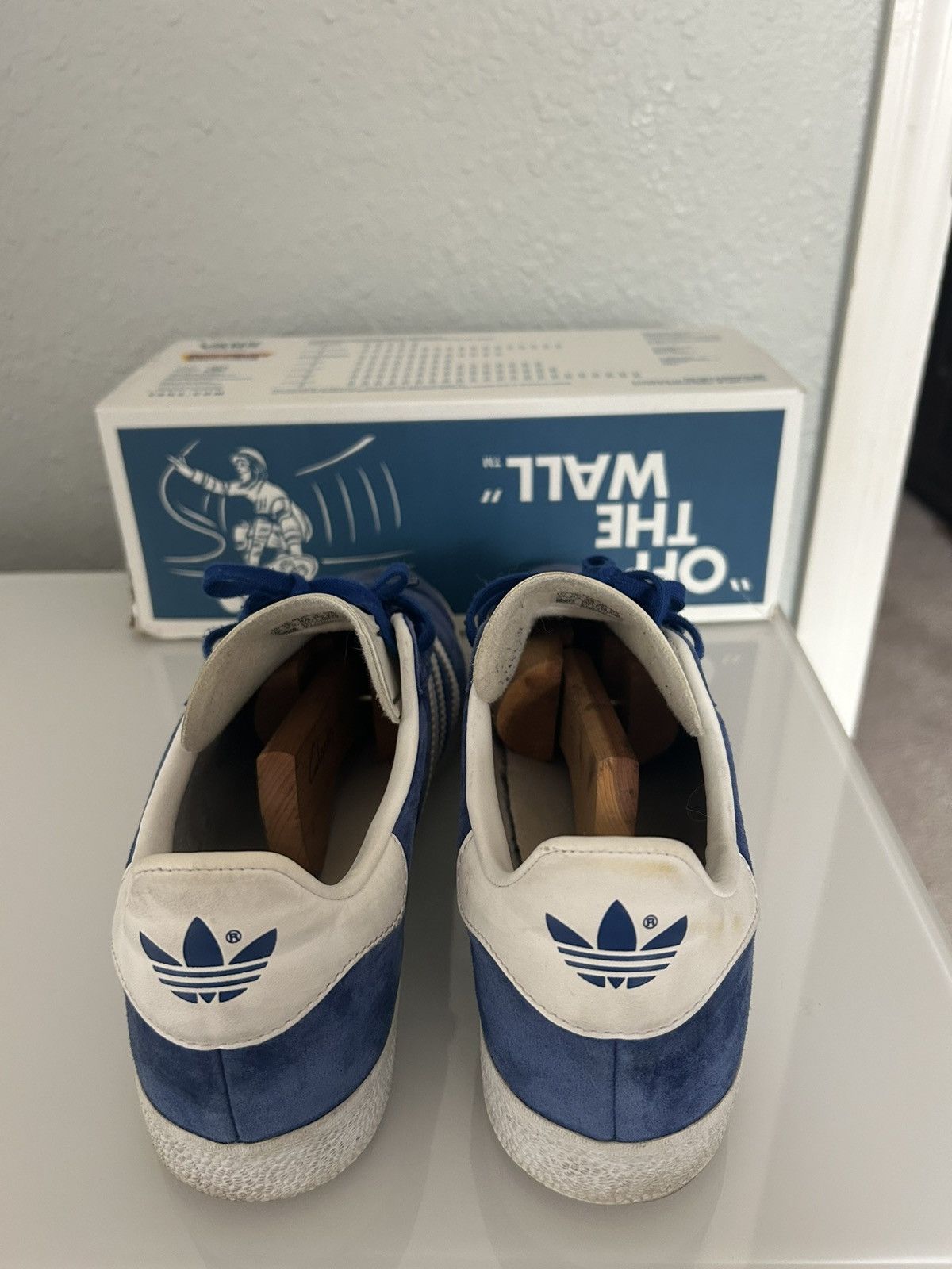 Adidas Adidas Gazelle Blue/White Size US 10 / EU 43 - 3 Thumbnail