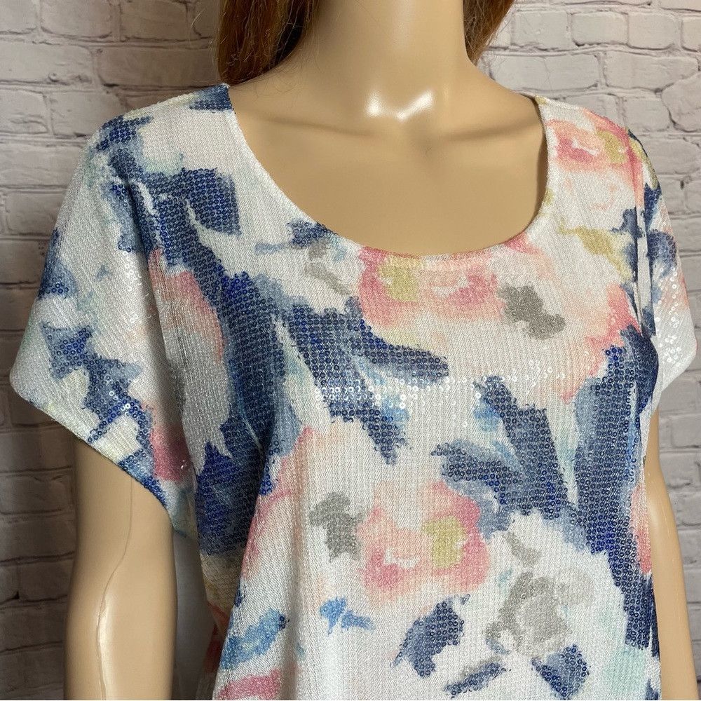 Chicos Chico's Watercolor Sequins Front Top T-Shirt Size 2 US L Size L / US 10 / IT 46 - 2 Thumbnail