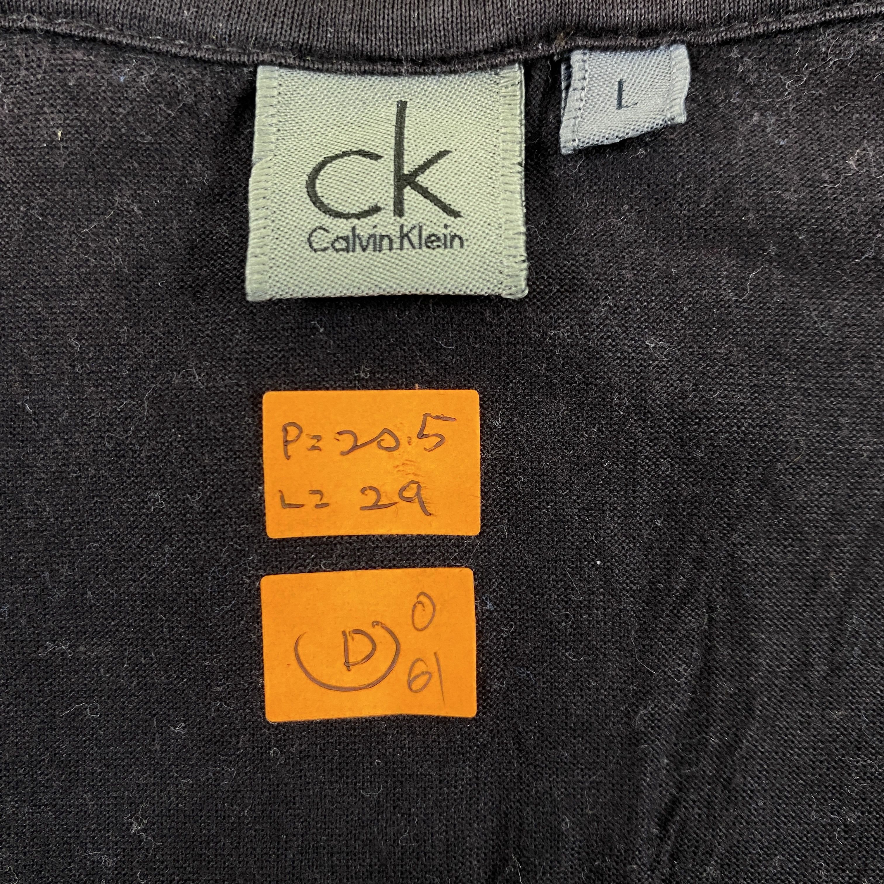 Calvin Klein Calvin Klein Nice Design Medium Tshirt -D061 Size US M / EU 48-50 / 2 - 3 Thumbnail