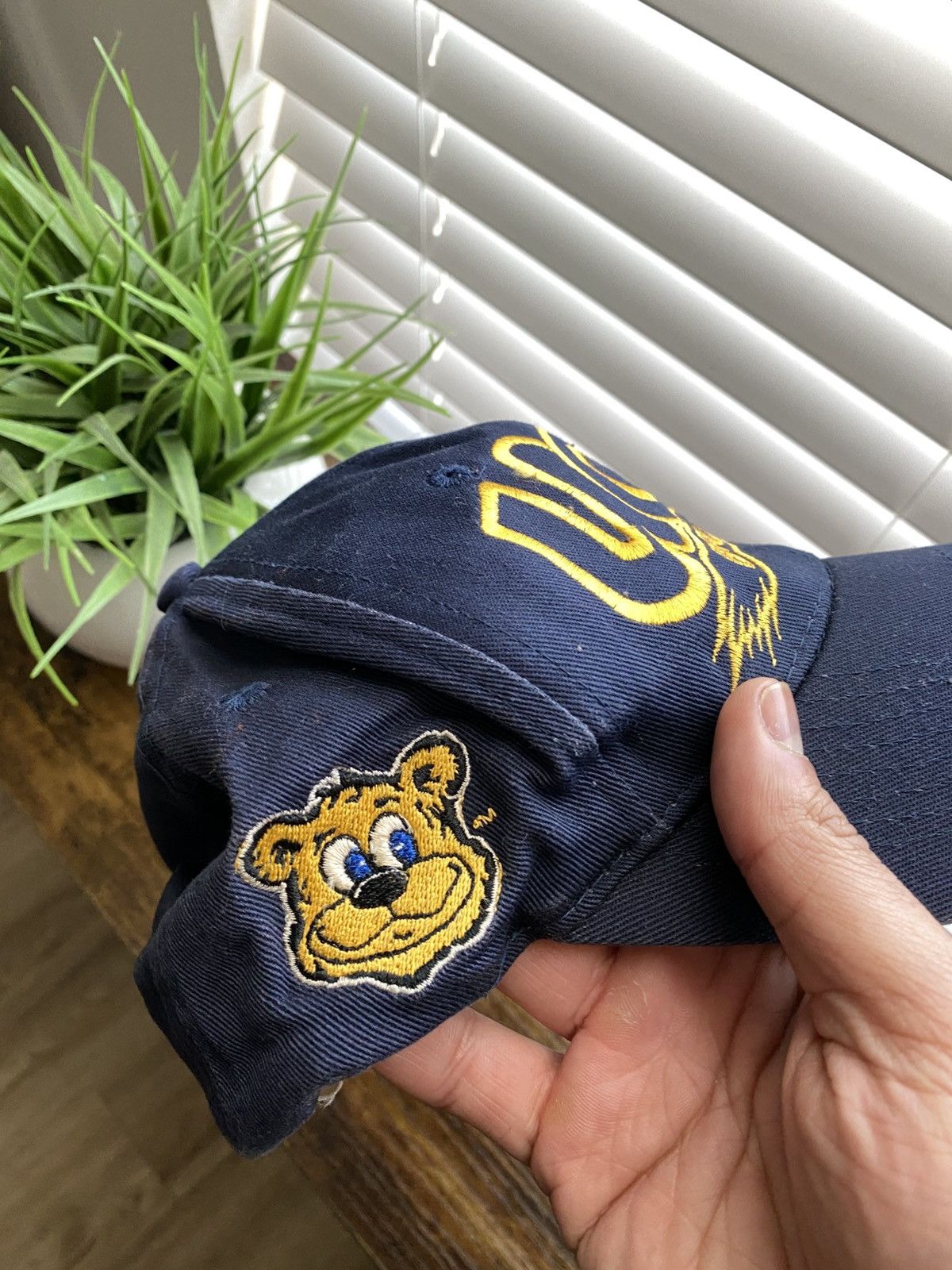 Vintage Vintage 90s UCLA Bruins Snapback Hat Size ONE SIZE - 5 Thumbnail