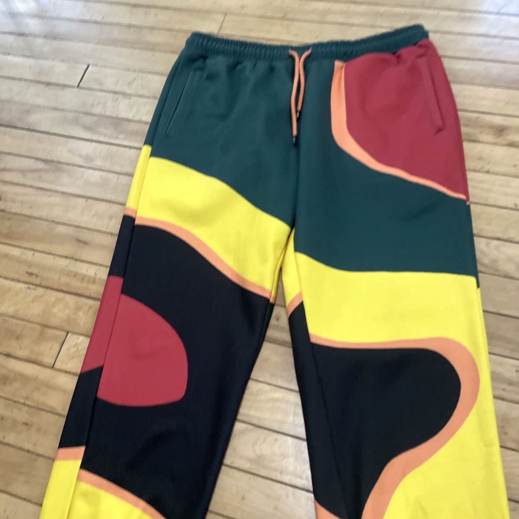 WeSC VINTAGE WeSC Geometric Topographic Print Sweat Pants Men 2XL Jogger Red Green 29 in Inseam Pockets Size US 39 - 4 Thumbnail