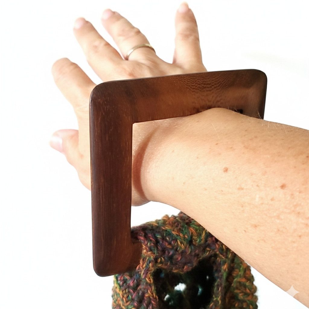 Handmade Handmade 4x6" Crochet Bracelet Purse Wood Wool Nylon Flower Size ONE SIZE - 10 Thumbnail