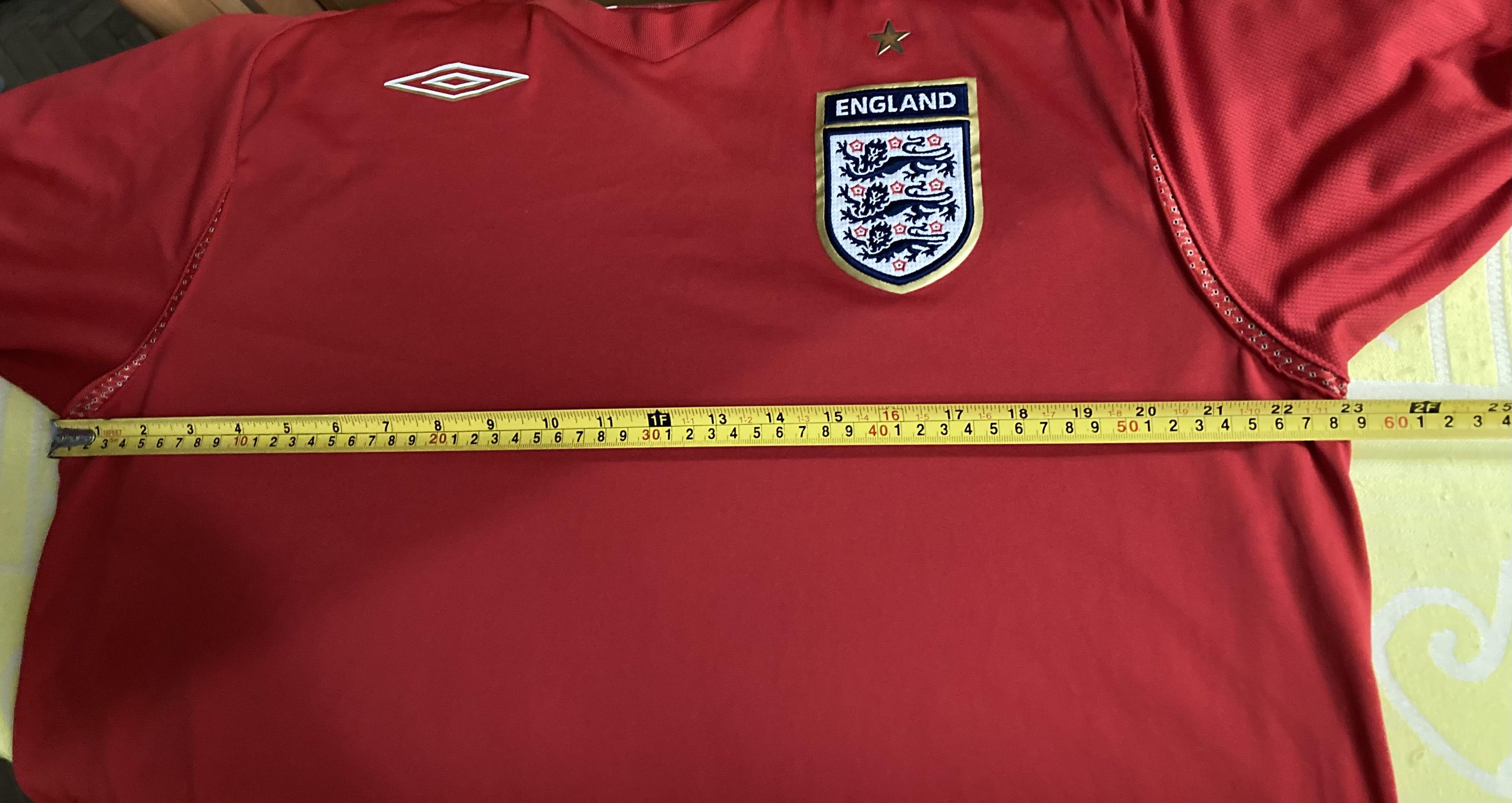 Umbro Umbro Team England 2006-2008 Home Jersey Size US XL / EU 56 / 4 - 14 Thumbnail