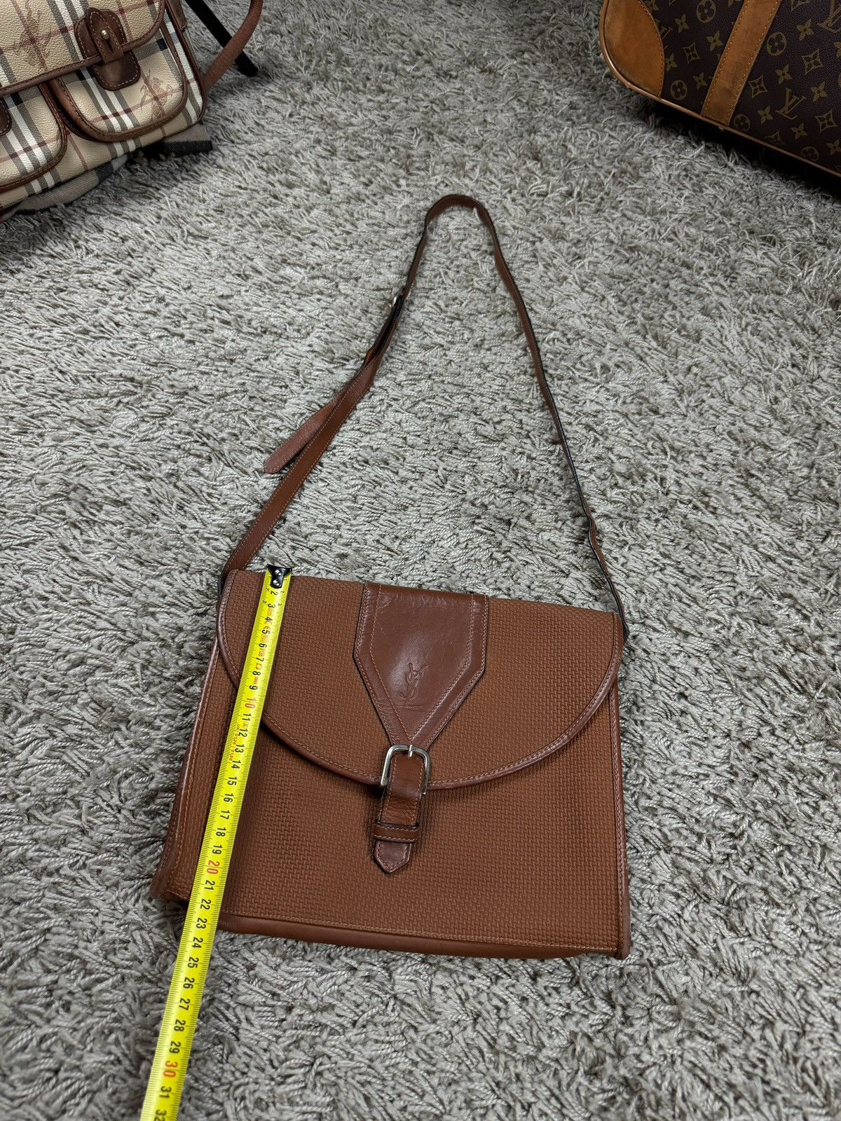 Leather × Yves Saint Laurent Leather bag Yves Saint Laurent original casual luxury item Size ONE SIZE - 8 Thumbnail