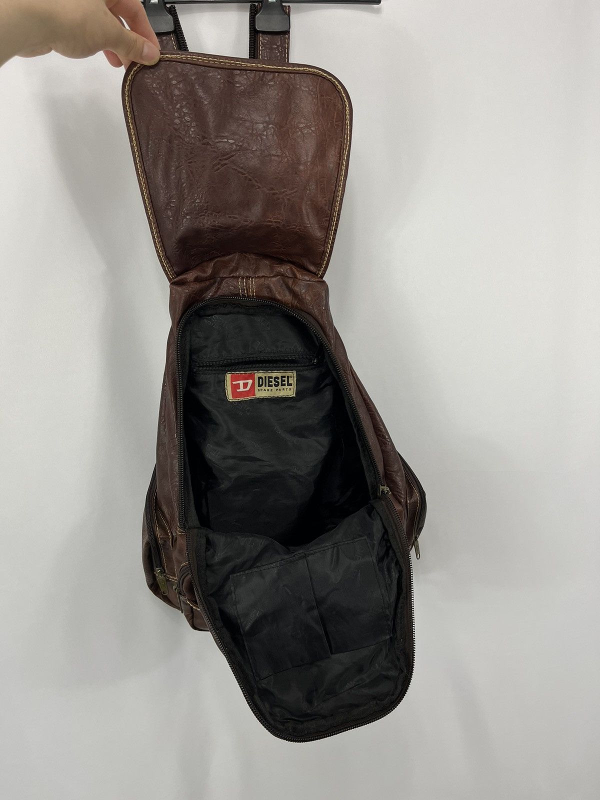 Diesel × Diesel Black Gold Vintage Diesel 90s Leather Backpack Sling Bag 90s Size ONE SIZE - 20 Thumbnail