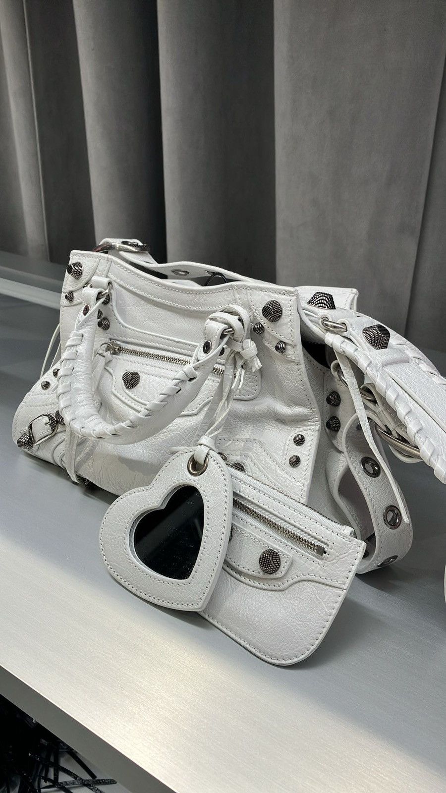 Balenciaga o1mt1gz0225 Size: OS / Neo Cagole XS Handbag in White Size ONE SIZE - 6 Thumbnail