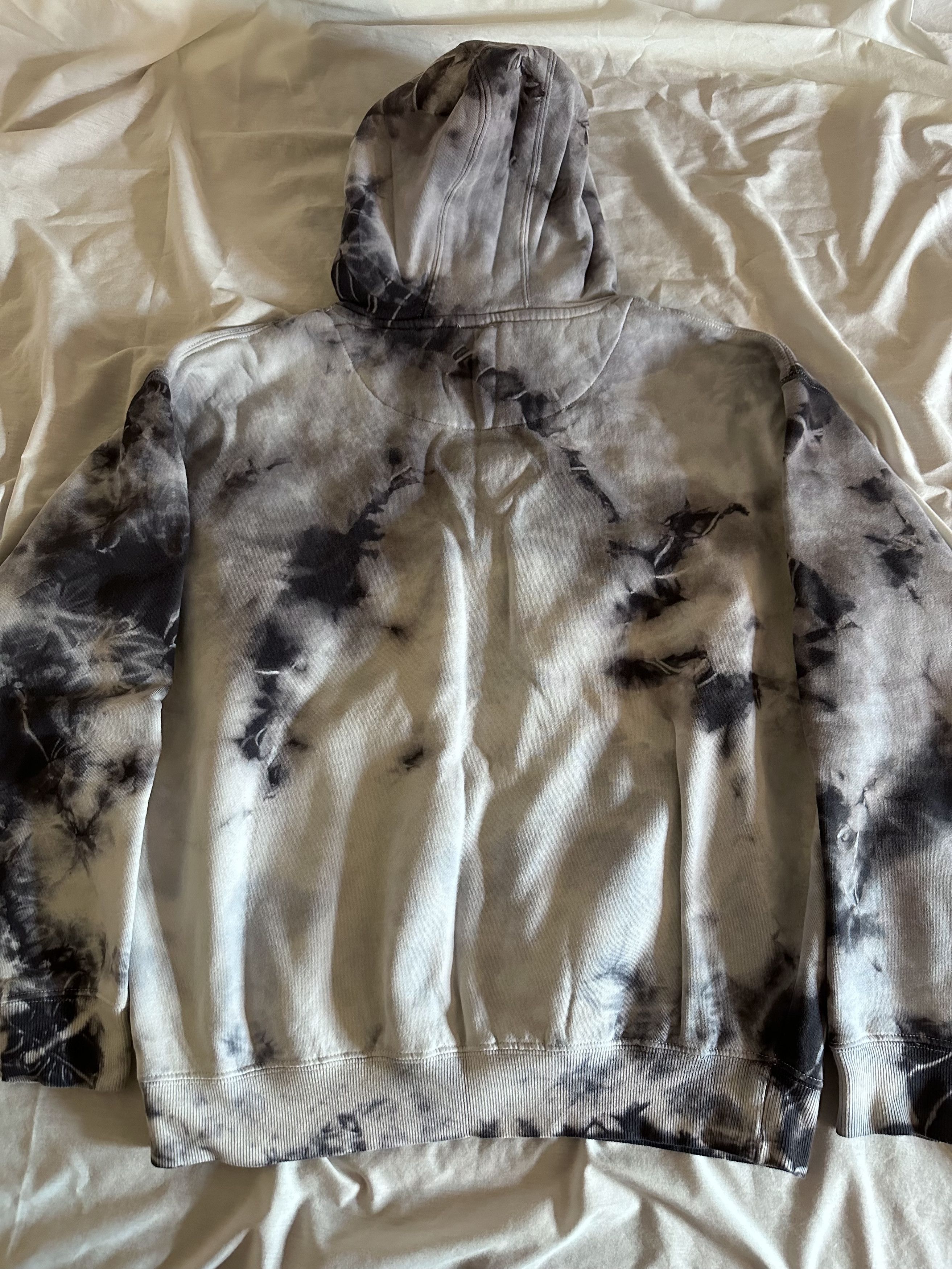 EPTM. EPTM Hoodie SNOW STORM Crystal Dye Size Small Size US S / EU 44-46 / 1 - 3 Thumbnail