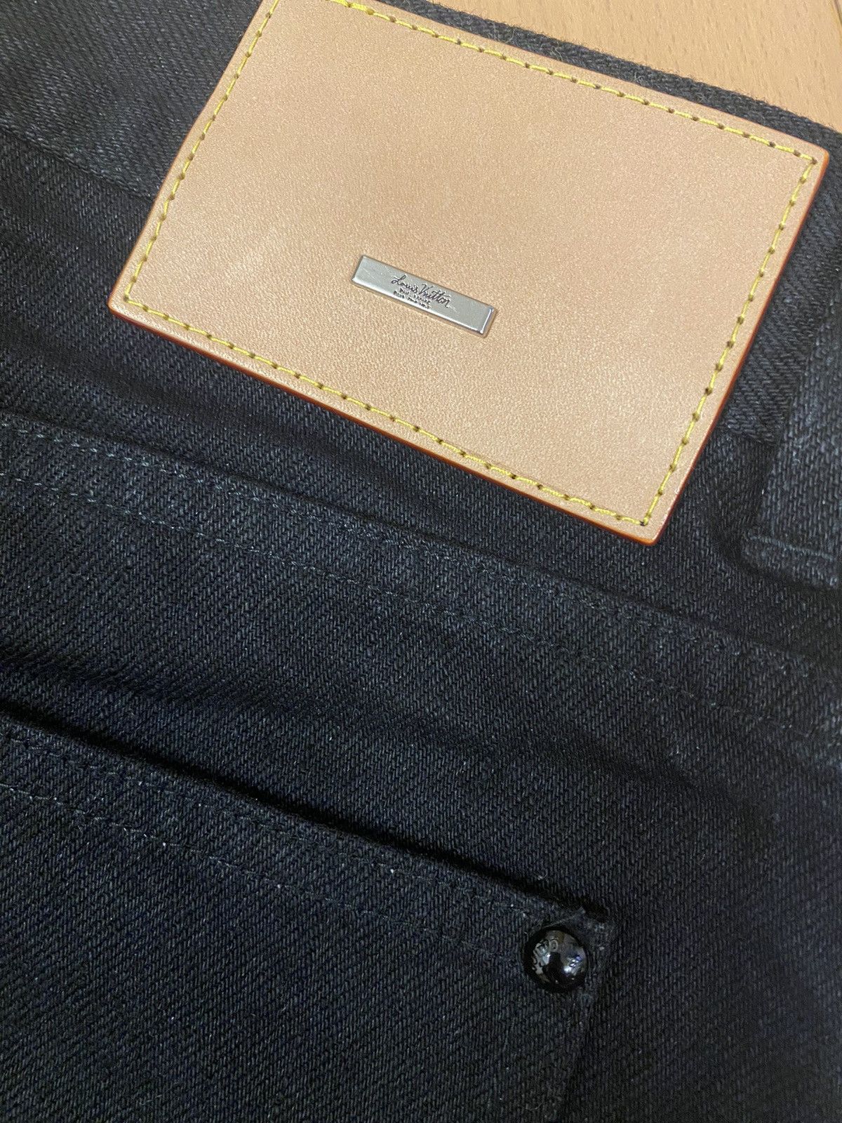 Louis Vuitton Louis Vuitton black regular denim jeans 31 Size US 31 - 4 Thumbnail