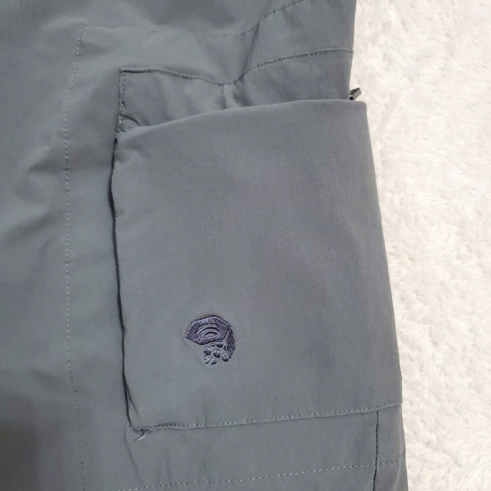 Mountain Hardwear VINTAGE Mountain Hardwear Pants Women 12 Short Gray Yuma Cargo Nylon Stretch Outdoor Size 34" / US 12 / IT 48 - 5 Thumbnail