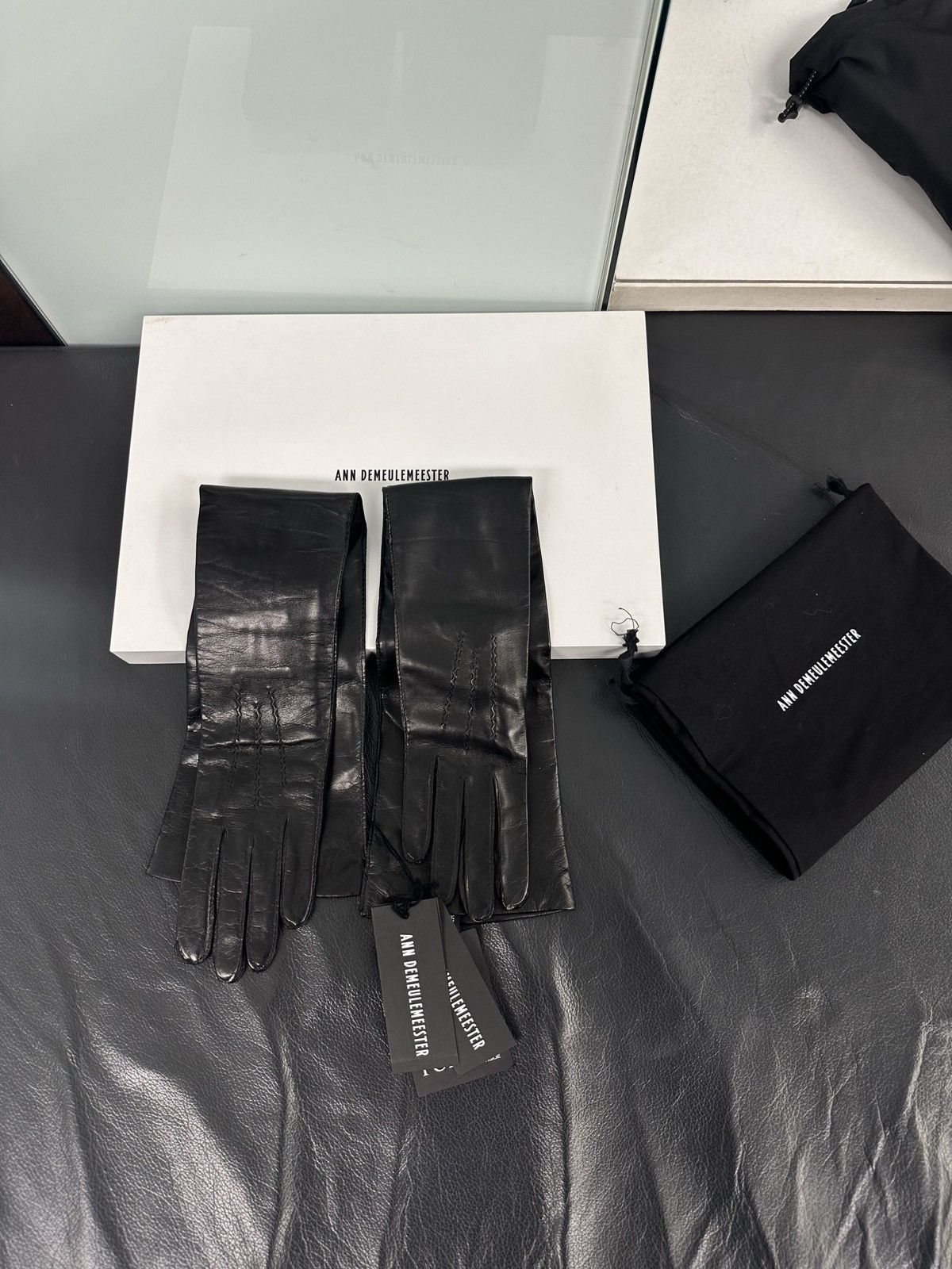 Ann Demeulemeester BNWT! Ann Demeulemeester ladies Leather Joris Gloves Size ONE SIZE - 3 Thumbnail