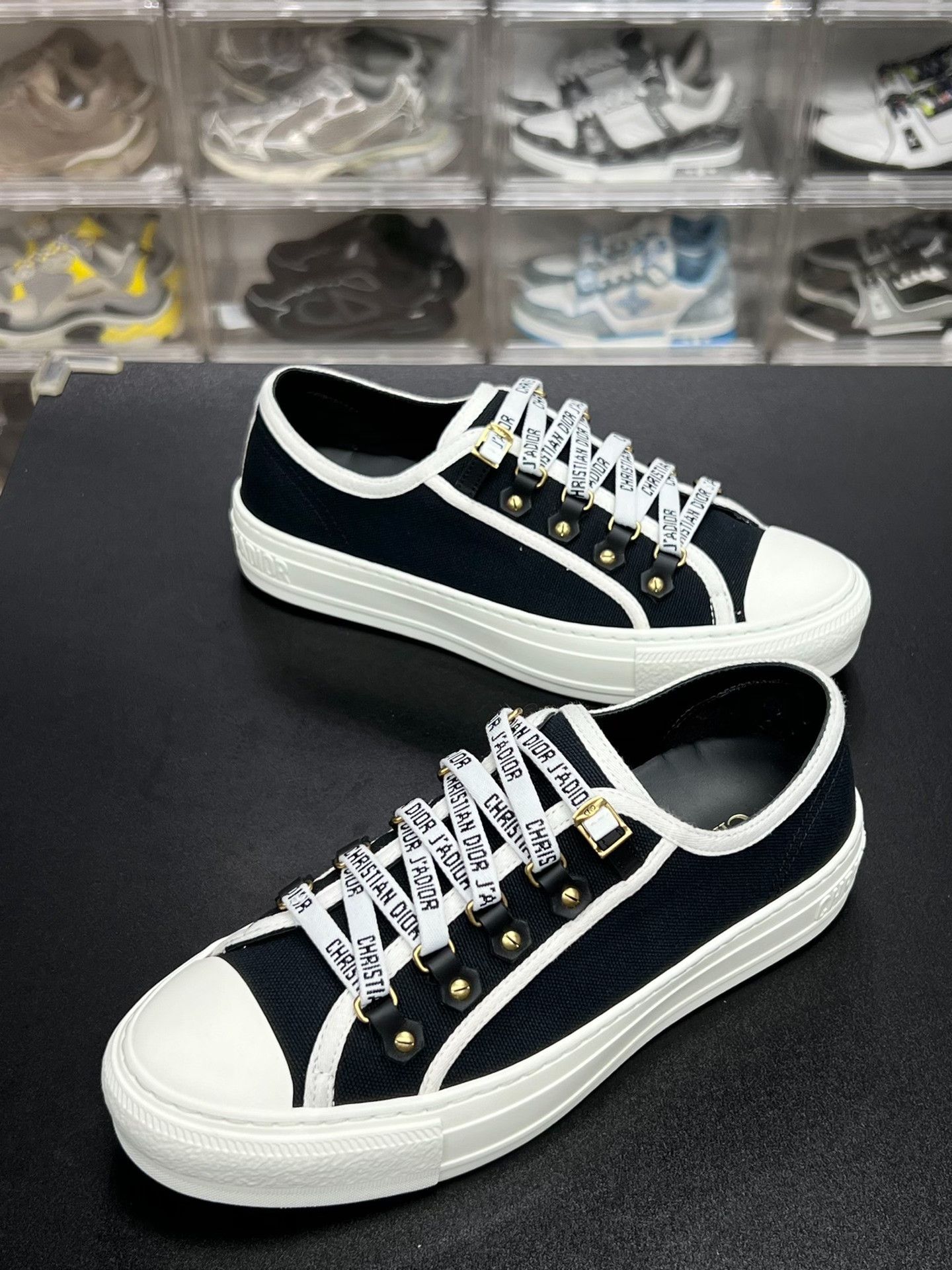 Dior Dior Black Lowtop Sneakers us_8 Women Size US 8 / IT 38 - 1 Thumbnail