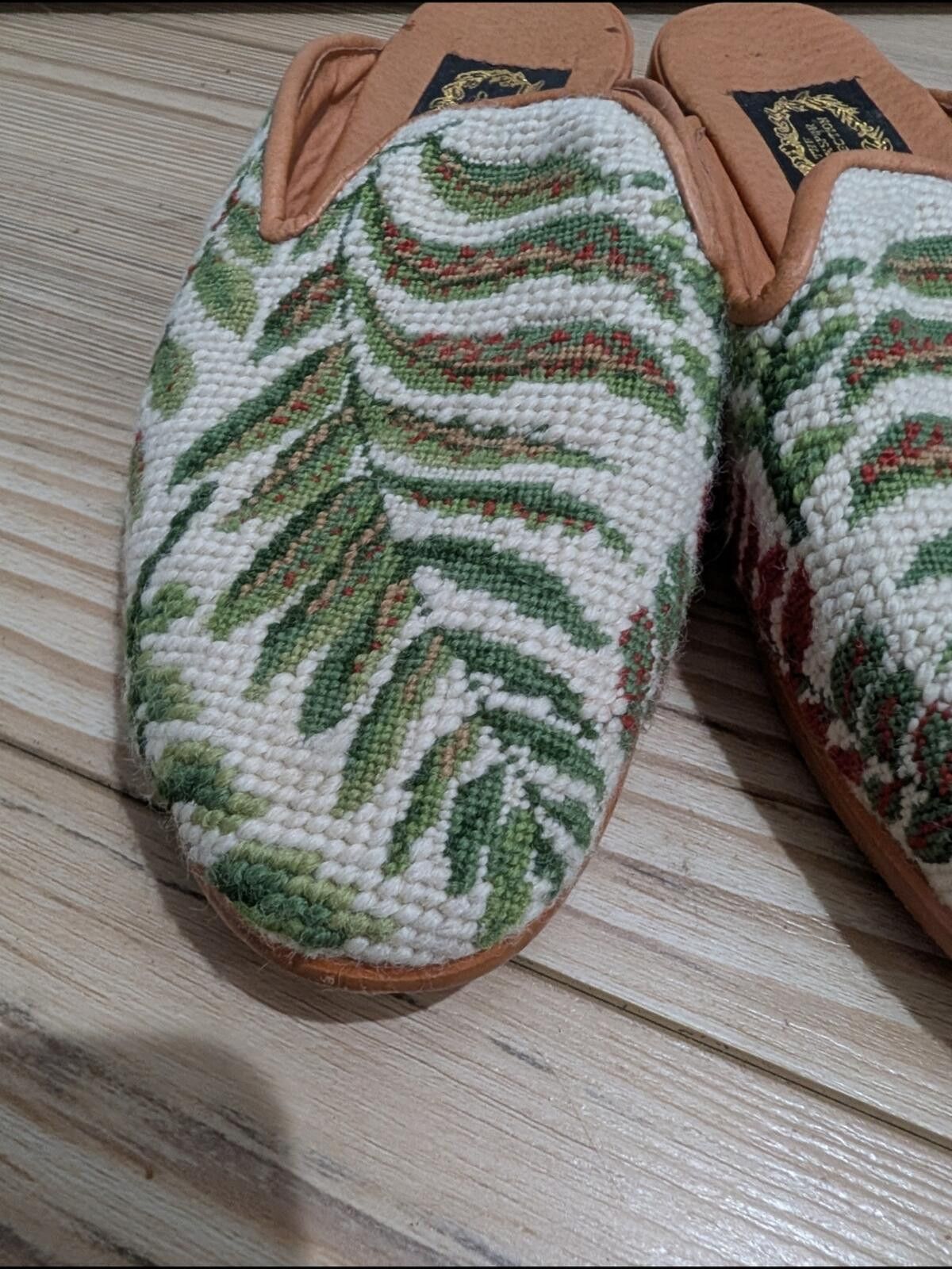 Other Embroidered Leaf Slip-On Mules in Green and Tan Size US 9 / IT 39 - 4 Thumbnail