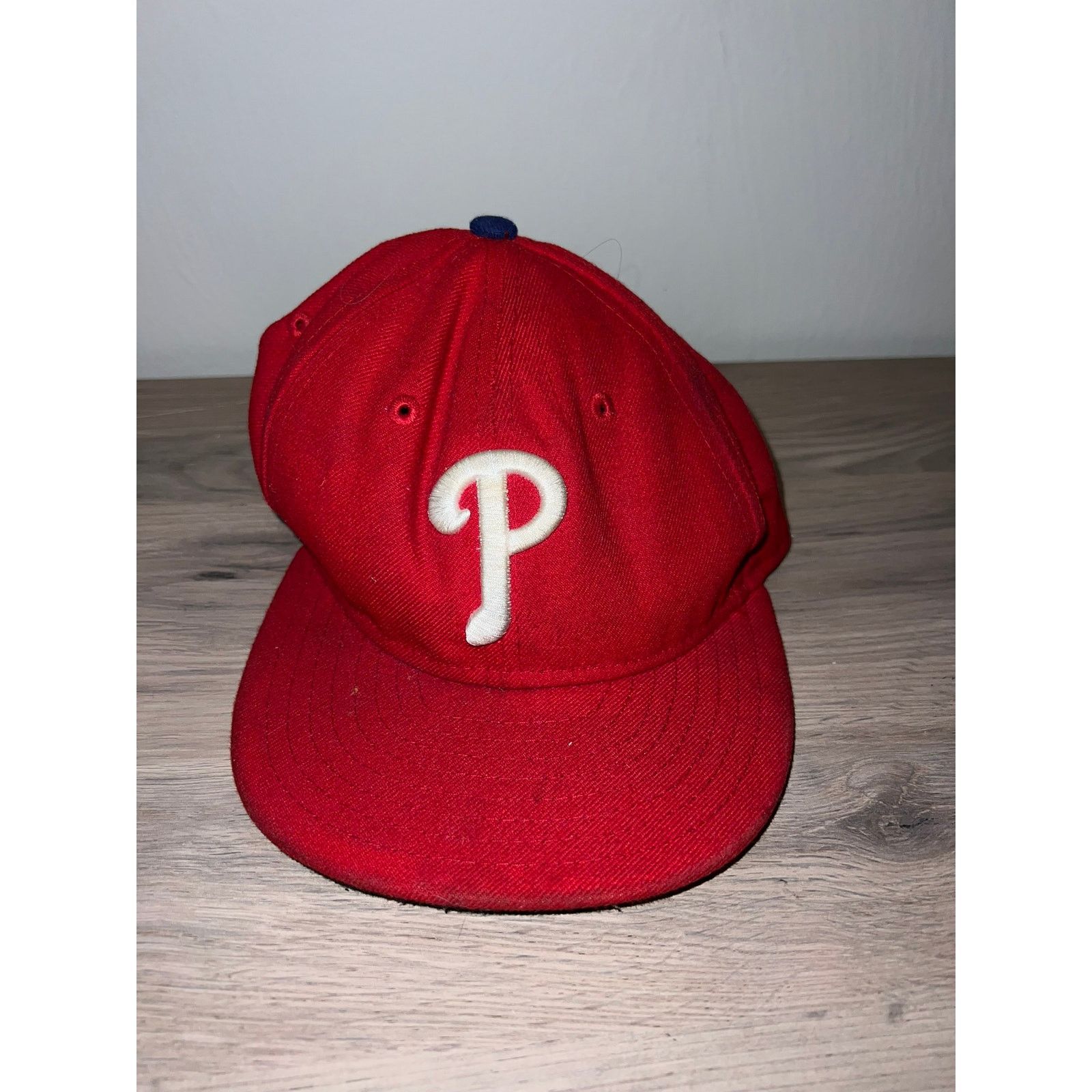 MLB MLB Phillies Hat Philadelphia Baseball Cap Headwear 6 3/8 Size 30 - 2 Thumbnail