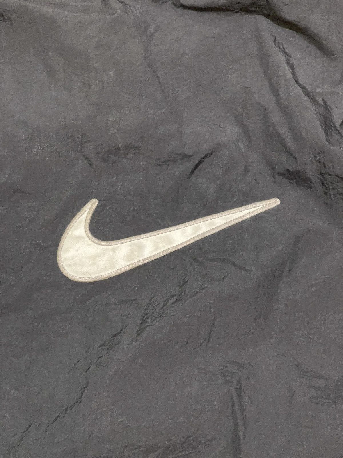 Vintage Vintage Nike Windbreaker Size US XL / EU 56 / 4 - 4 Thumbnail