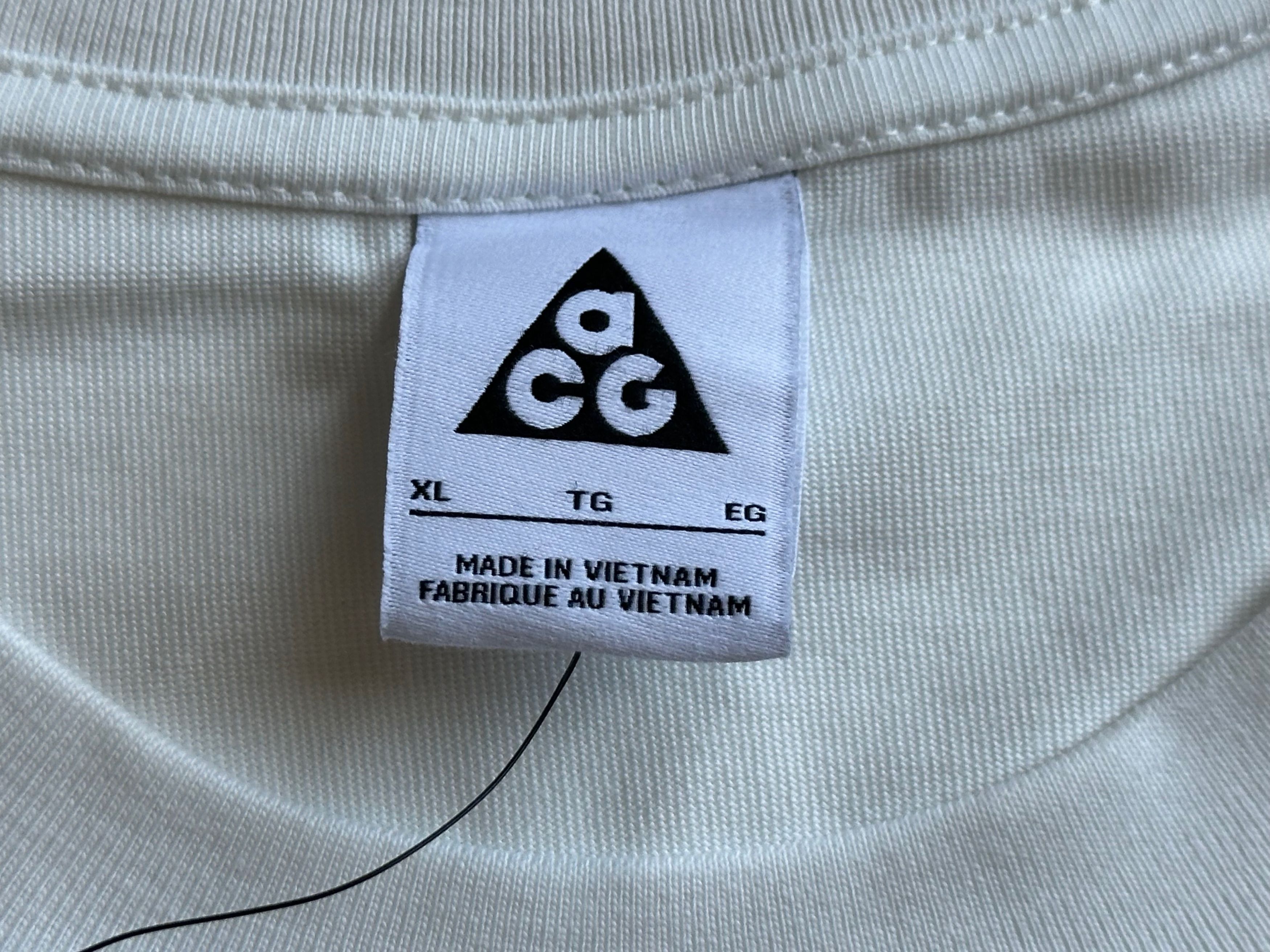 Nike ACG Nike ACG Logo Loose-fit T-Shirt - White - XL (NWT) Size US XL / EU 56 / 4 - 3 Thumbnail