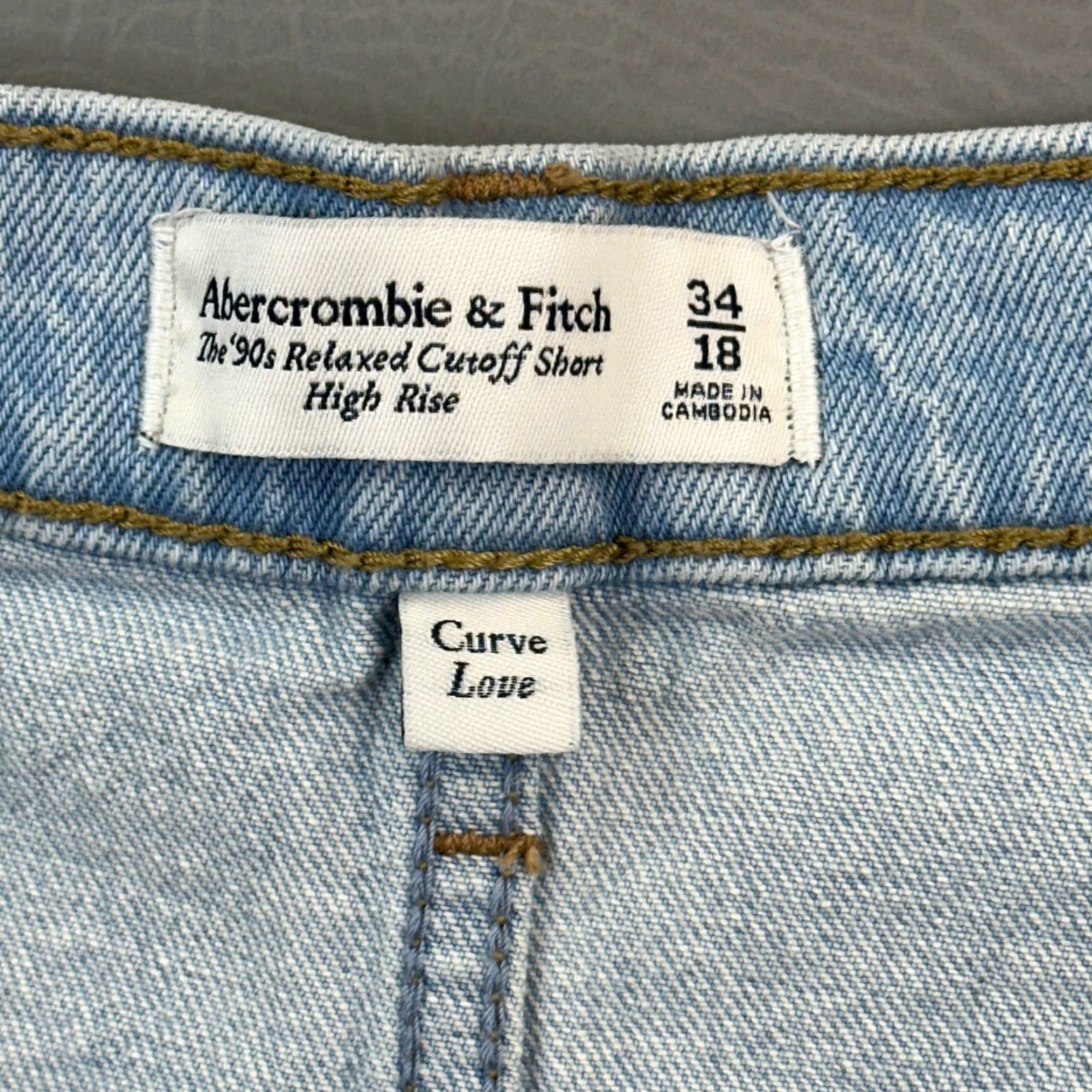 Abercrombie & Fitch Abercrombie & Fitch Shorts Women’s 18 34 Light Wash High Rise Cutoff Curve Love Size 40" / US 18 - 5 Thumbnail