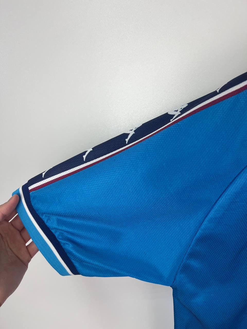 Other Manchester City 1997-98 home jersey vintage size L Size US L / EU 52-54 / 3 - 16 Thumbnail