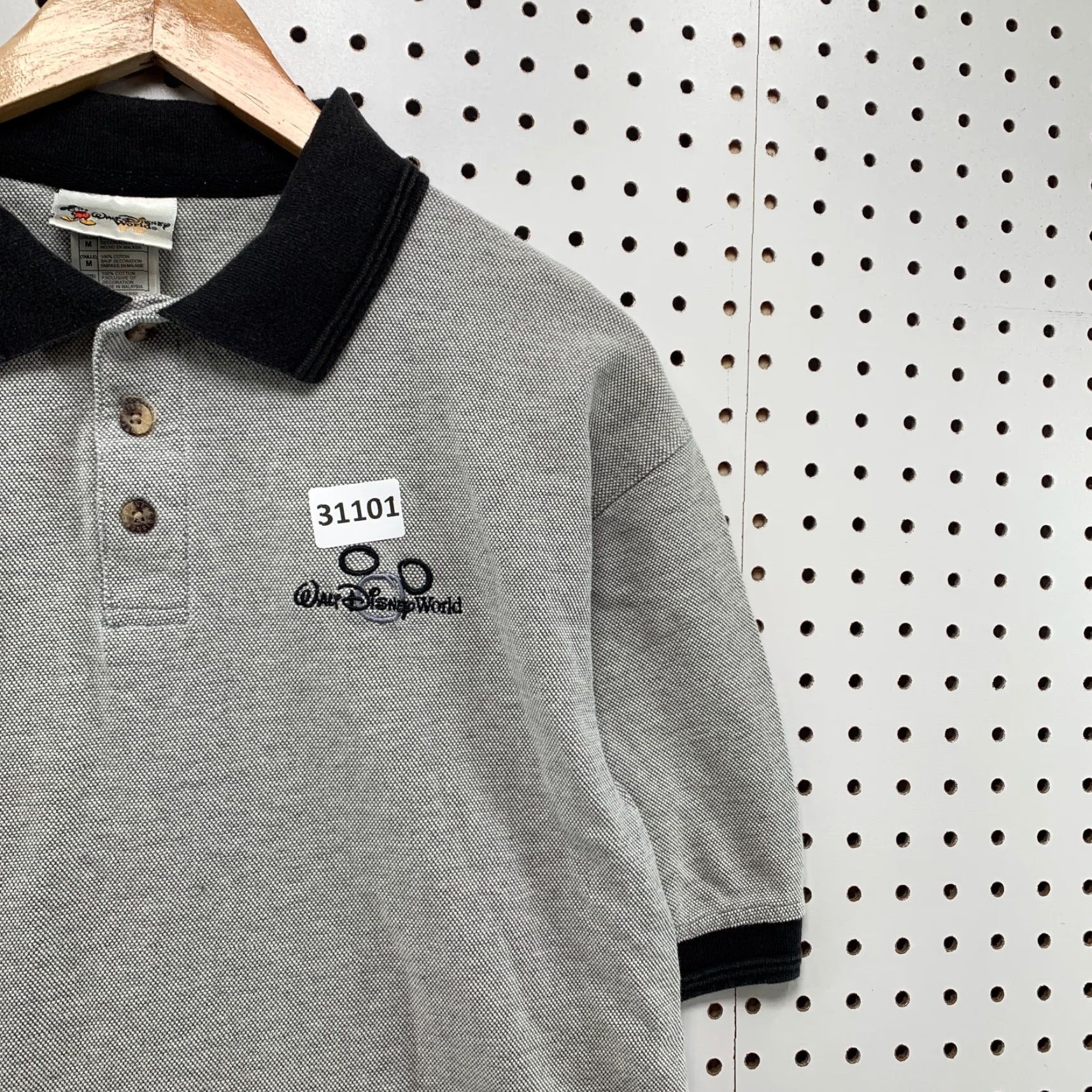 Disney VINTAGE Walt Disney World Polo Shirt Mens Medium Gray Embroidered Polo Shirt Mens Gray Disney World Polo 20.5x25.5 Embroidered Mens Medium Gray Size US M / EU 48-50 / 2 - 6 Thumbnail