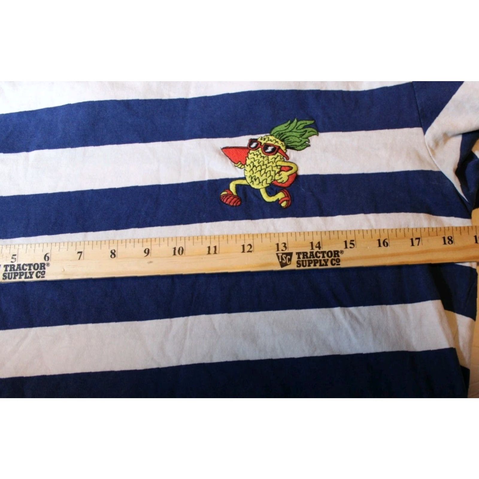 American Eagle Outfitters American Eagle Outfitters T-Shirt Short Sleeve Crew Neck Blue White Striped Pineapple Embroidered Surfer Men S Regular Cotton Vintage Not Size US S / EU 44-46 / 1 - 3 Thumbnail