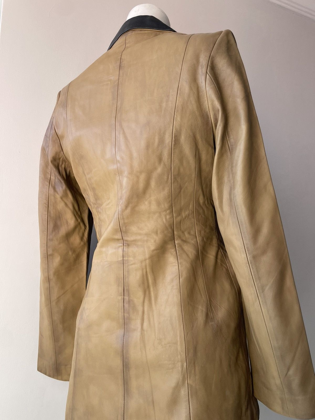Vintage Vintage leather jacket Size M / US 6-8 / IT 42-44 - 18 Thumbnail