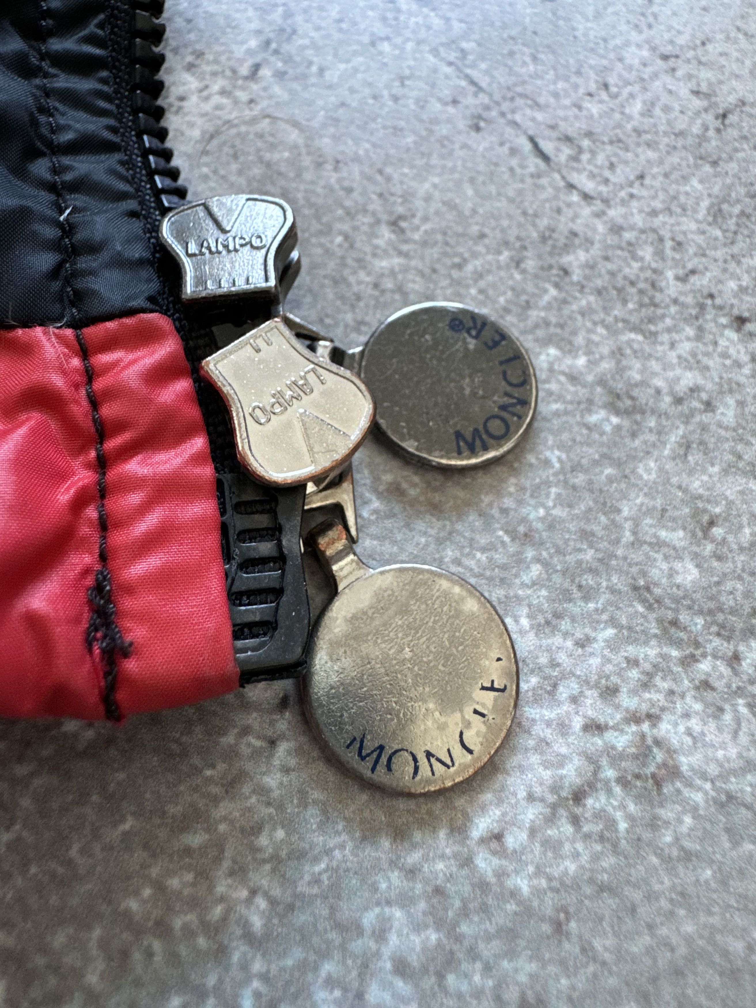 Moncler moncler Himalaya puffer hooded jacket Size S / US 4 / IT 40 - 14 Thumbnail