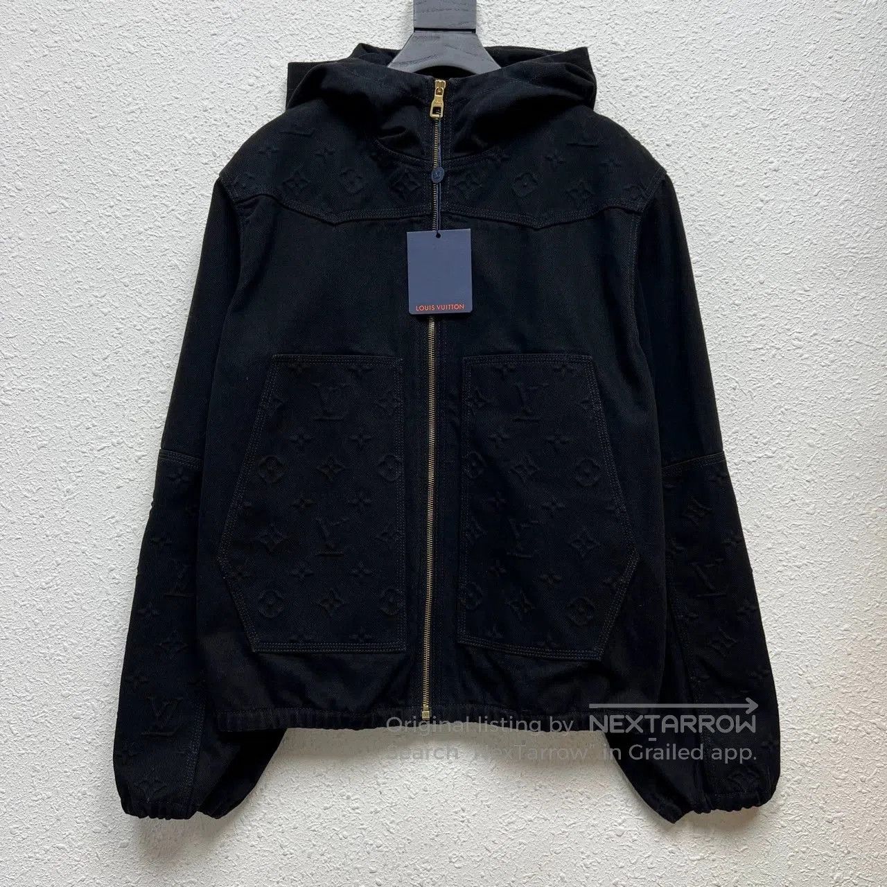Louis Vuitton louis vuitton embossed logo zip jacket. Size US L / EU 52-54 / 3 - 1 Thumbnail