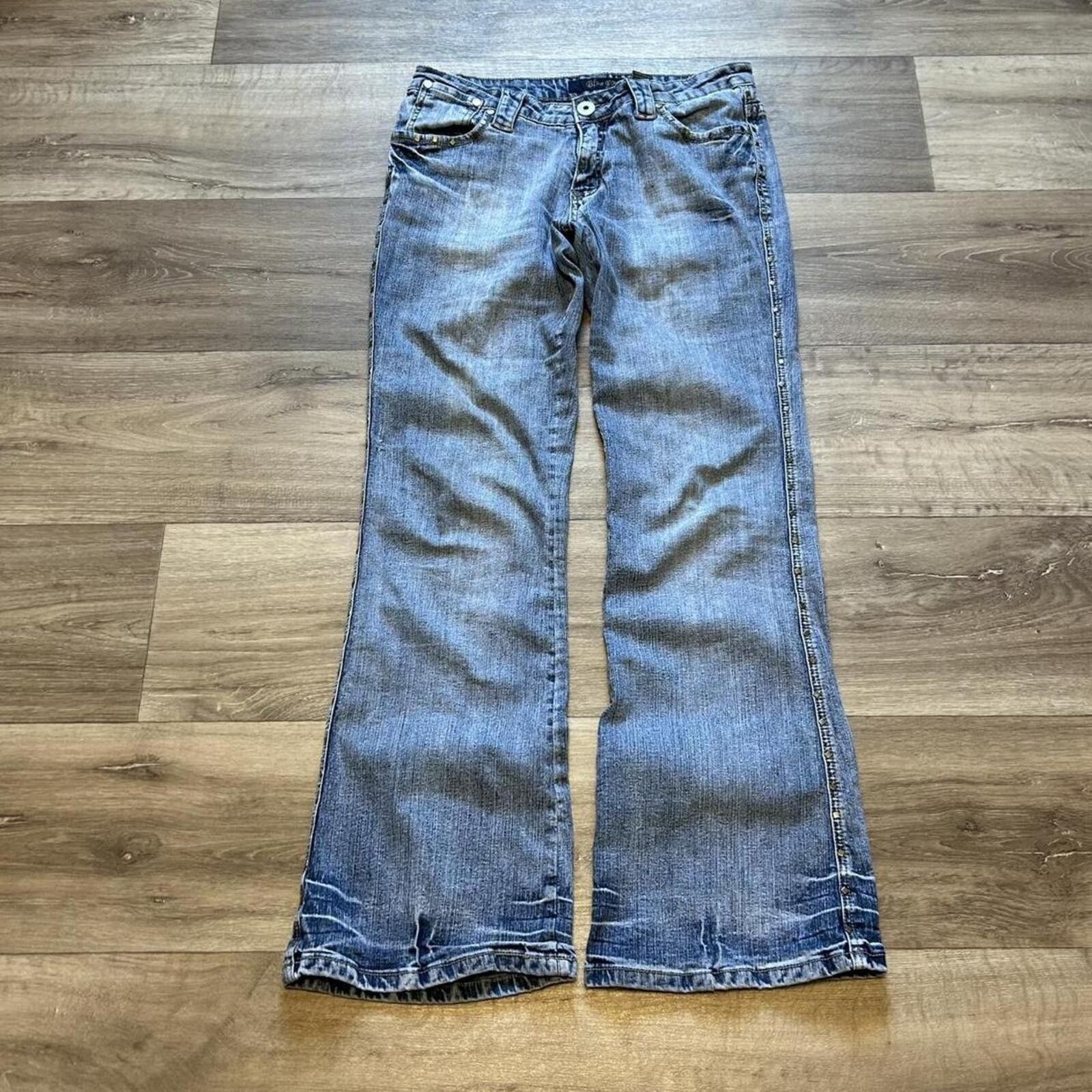 Unknown London Women's Light Blue Flared Denim Jeans with Embellished Back Size 30" / US 8 / IT 44 - 2 Thumbnail