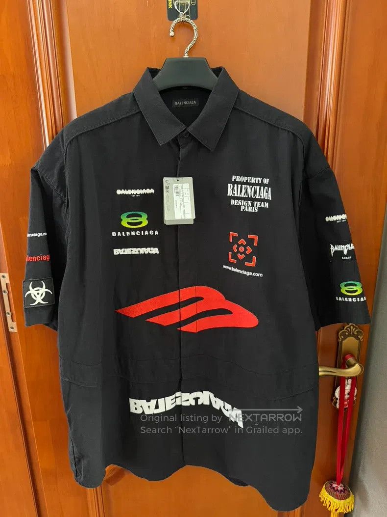 Balenciaga Balenciaga Black Full Embroidery Logo Short Sleeve Shirt Size XS / US 0-2 / IT 36-38 - 1 Thumbnail