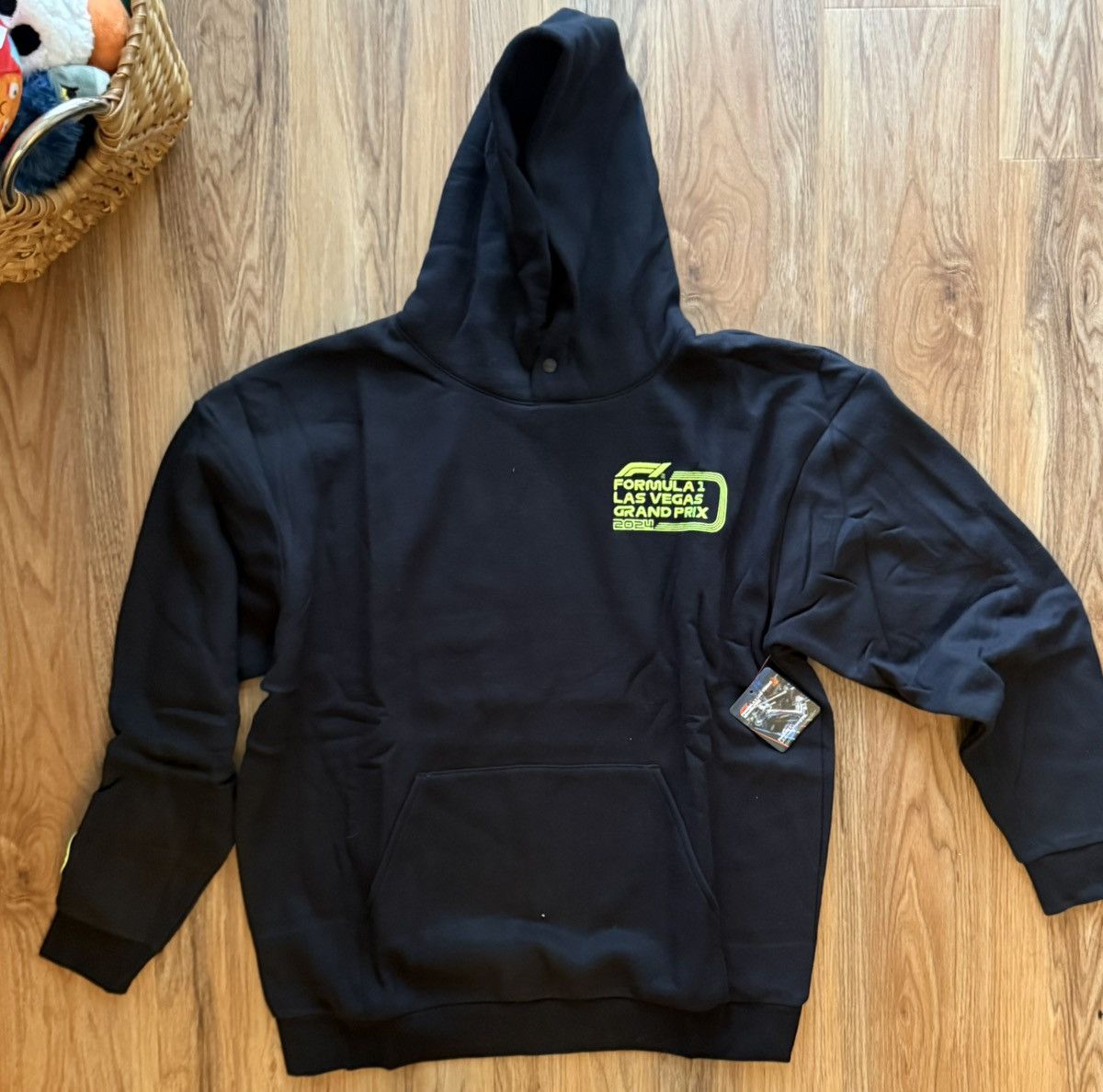Formula 1 Formula 1 Las Vegas 2024 xxl new hoodie Size US XXL / EU 58 / 5 - 1 Thumbnail