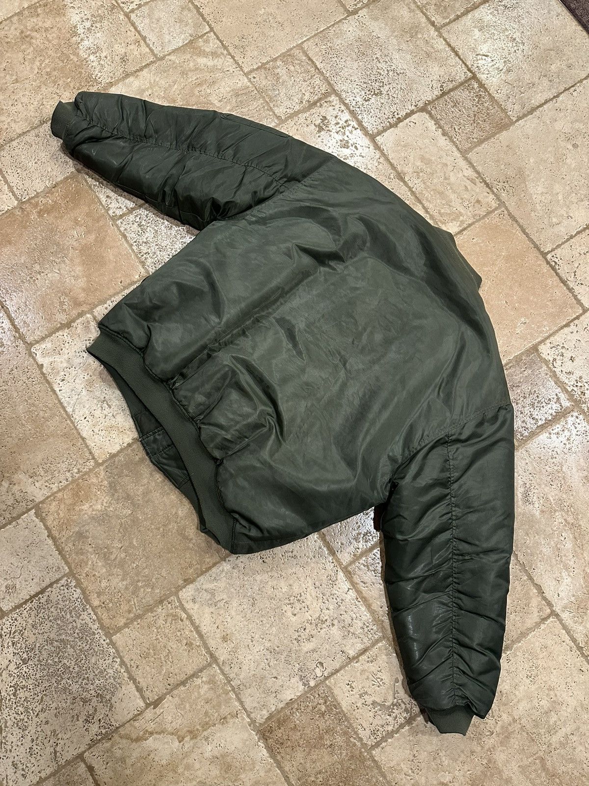 Vintage Vintage 90s C-4 Green Flight Bomber Oversized Jacket Size US XL / EU 56 / 4 - 10 Thumbnail