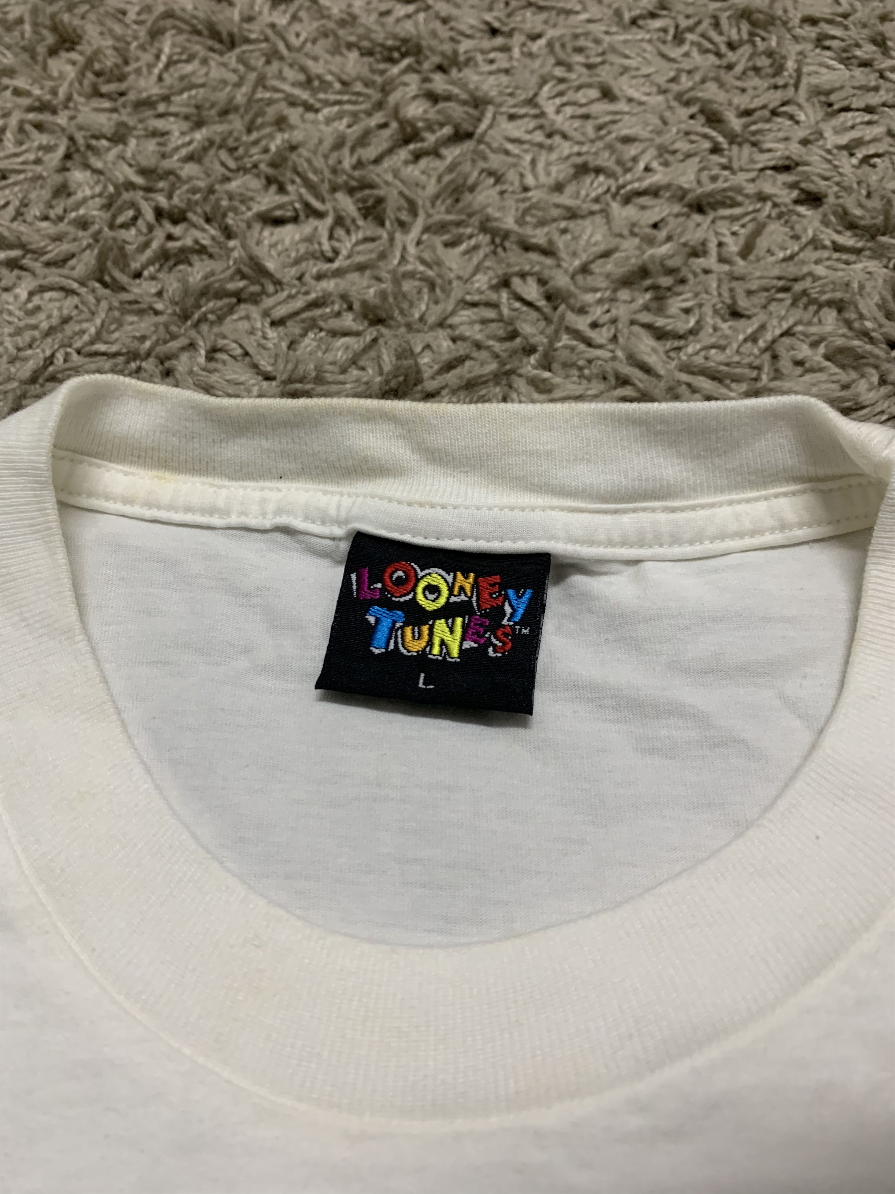Warner Bros Vintage looney tunes tshirt Size US L / EU 52-54 / 3 - 5 Thumbnail