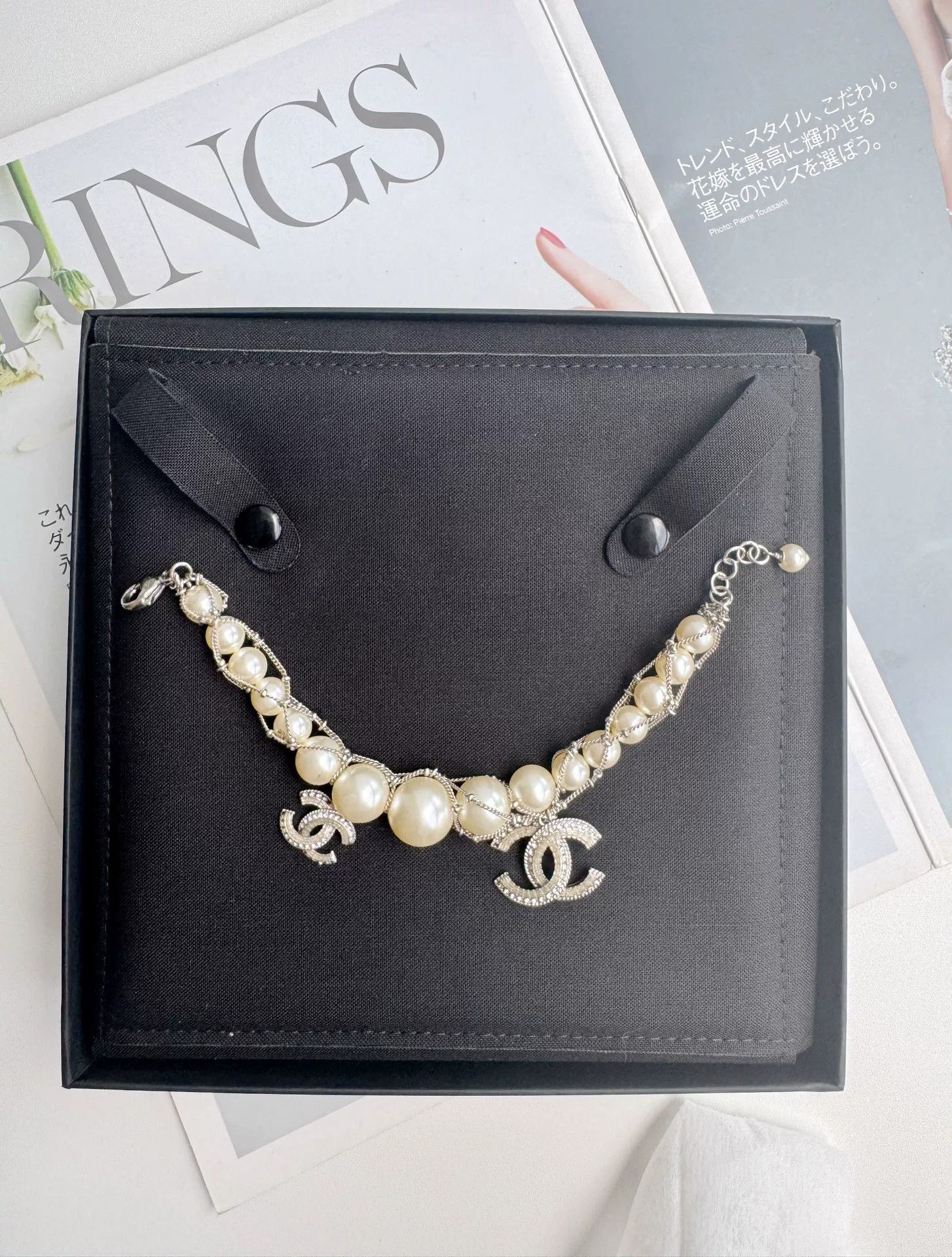 Chanel Chanel Pearl Double C Diamond Logo Bracelet Size ONE SIZE - 1 Thumbnail