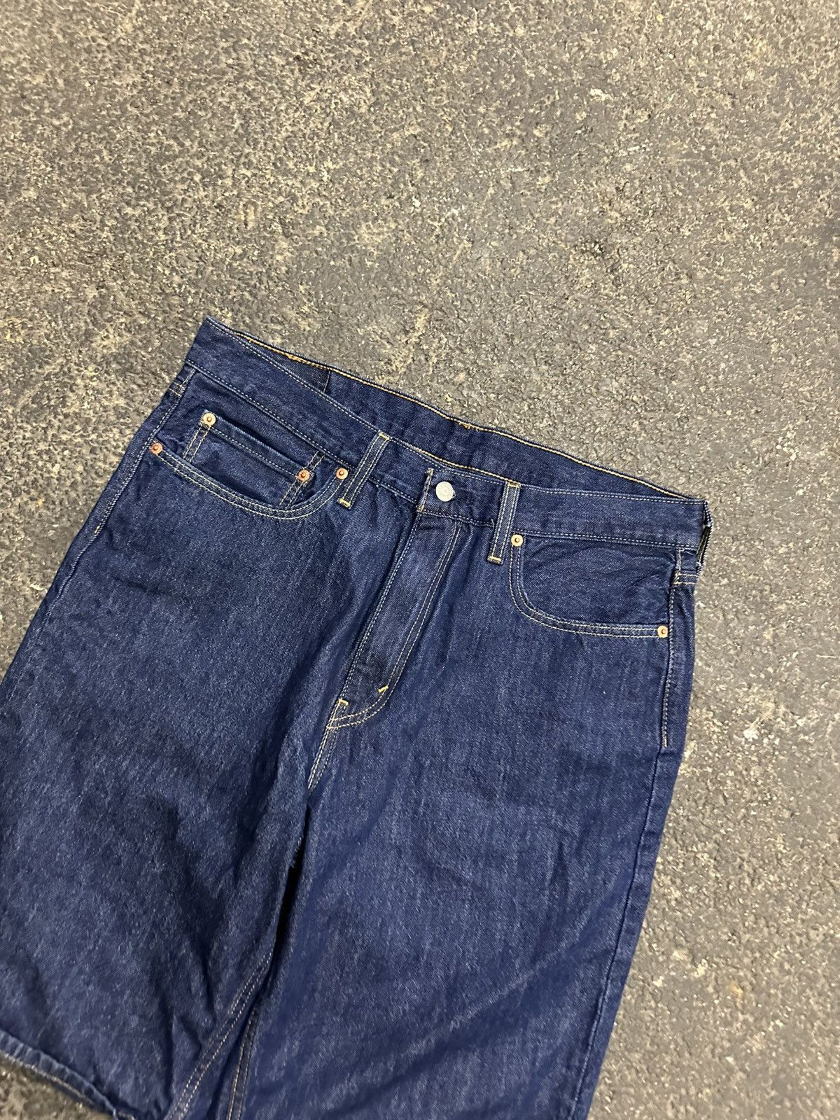 Levi's × Vintage Y2K Levi’s 569 jorts Size US 34 / EU 50 - 3 Thumbnail
