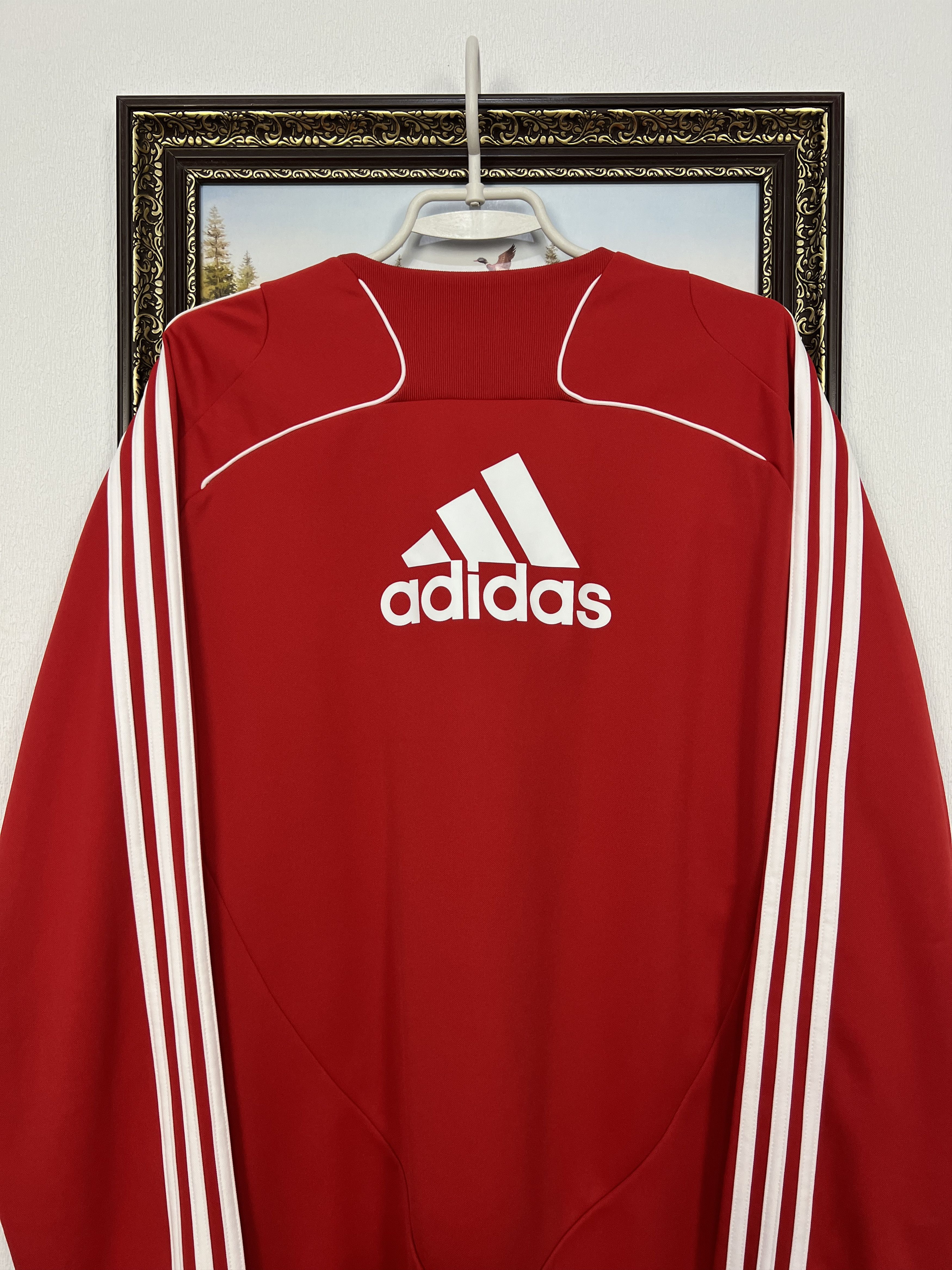 Adidas Vintage Adidas Liverpool Football Sweatshirt Soccer Crewneck Size US L / EU 52-54 / 3 - 15 Thumbnail