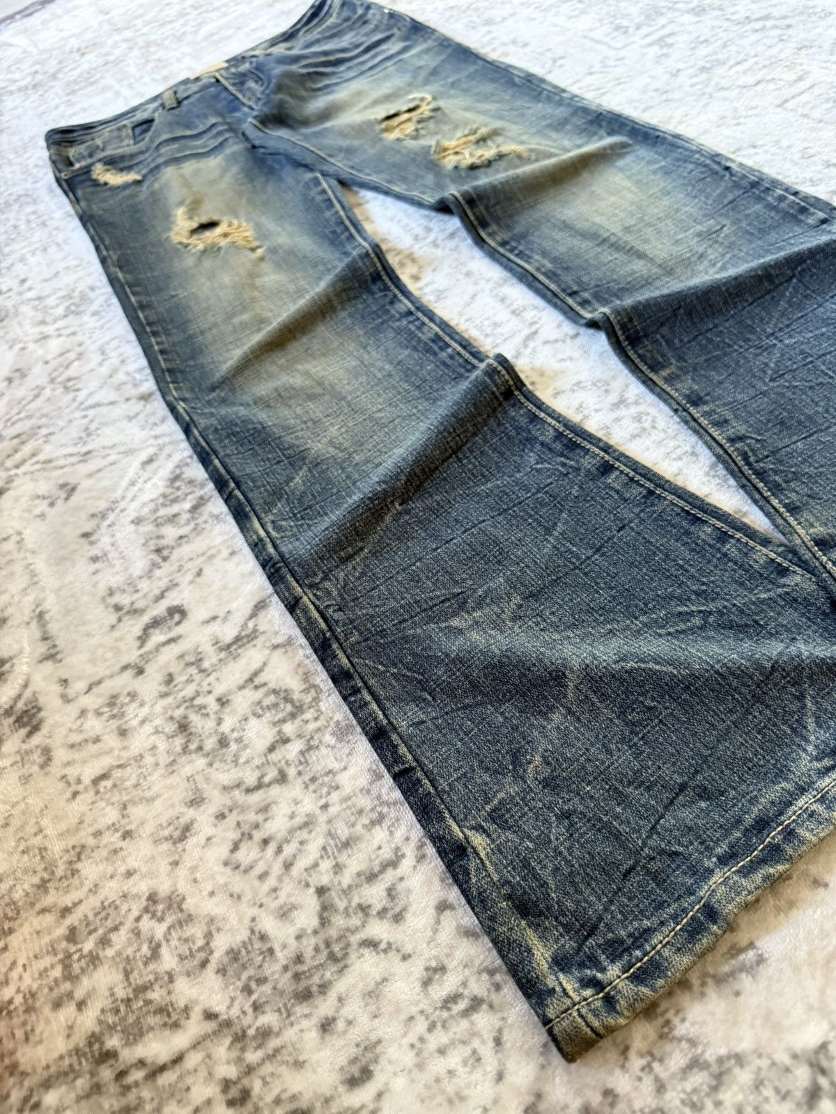 Japanese Brand R 45rpm Mud Wash Honeycomb Distressed Flared Jeans Size US 28 / EU 44 - 13 Thumbnail
