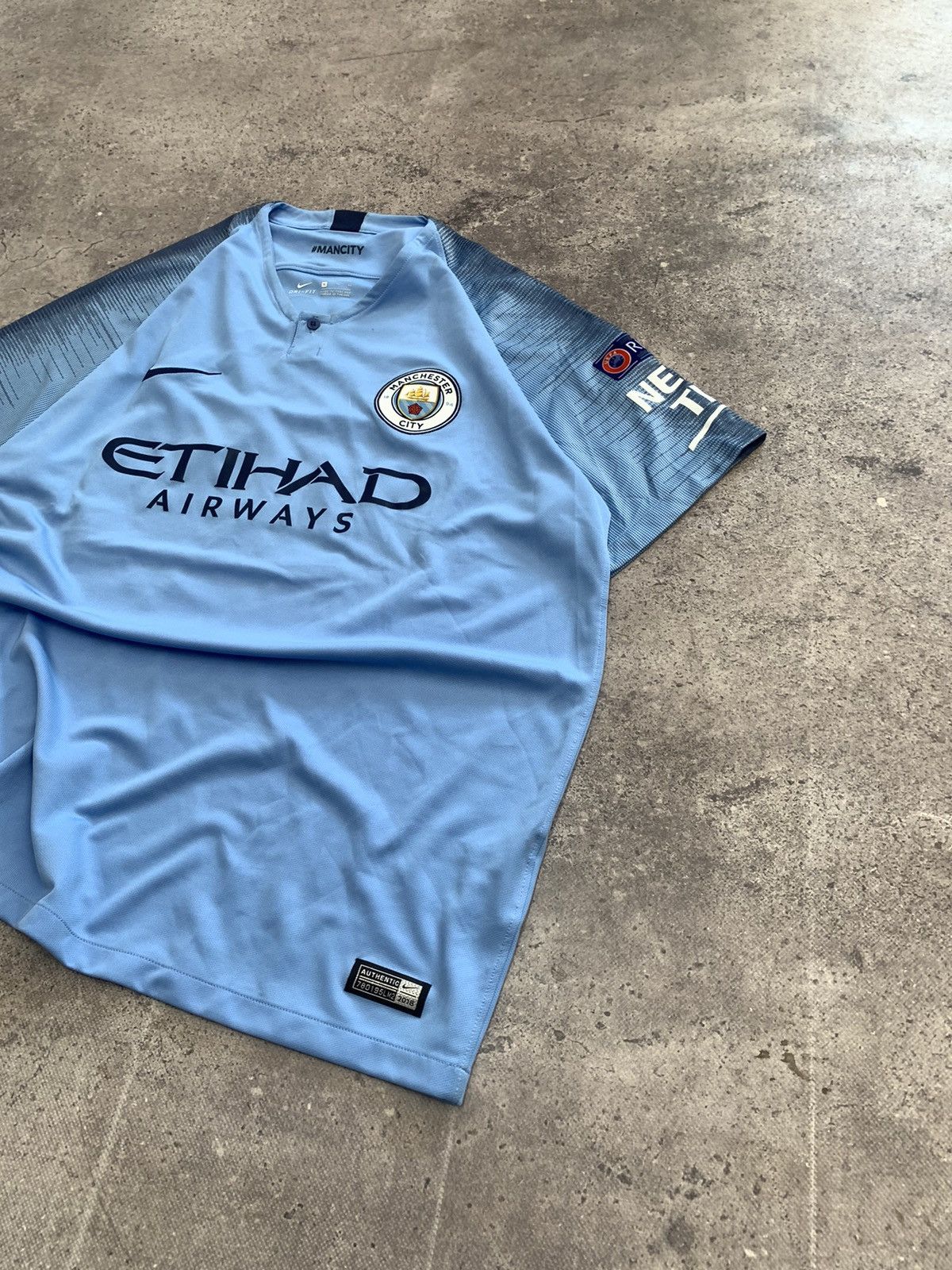 Nike × Vintage Vintage Nike Manchester City Kun Aguero 2018 blockcore Size US XL / EU 56 / 4 - 9 Thumbnail